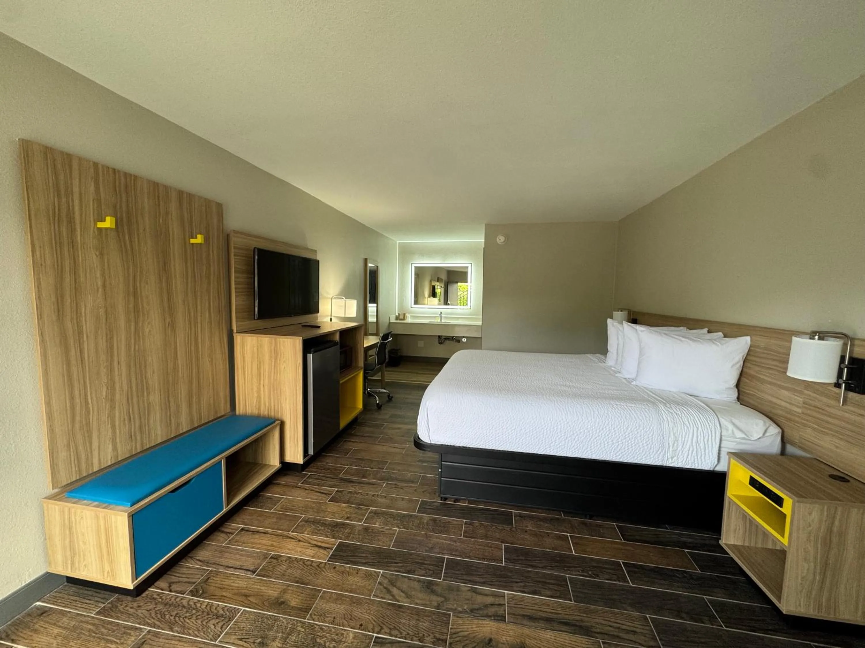 Bed in Travelodge by Wyndham Gainesville