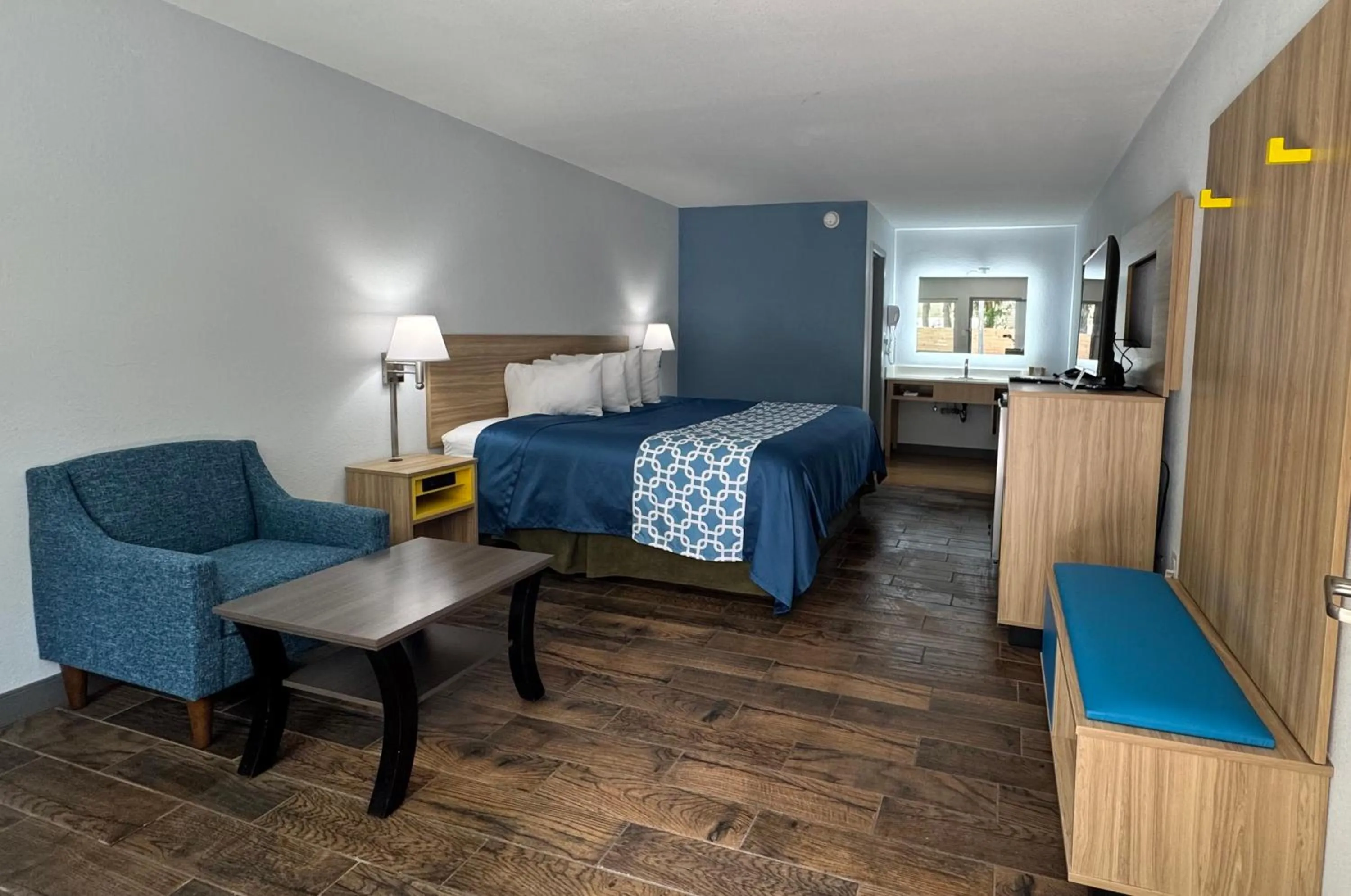 Travelodge by Wyndham Gainesville