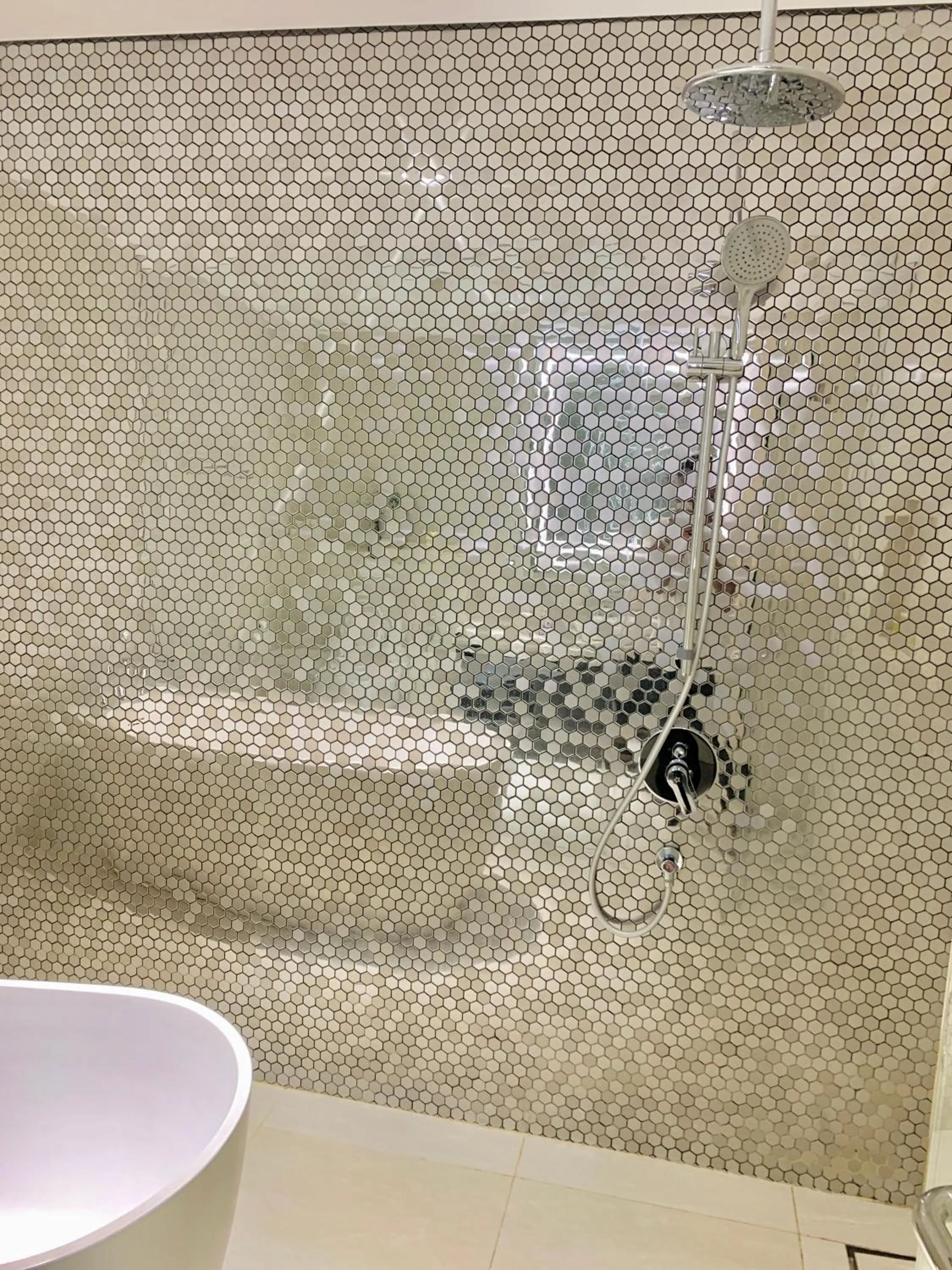 Shower in Star KLCC by Arman