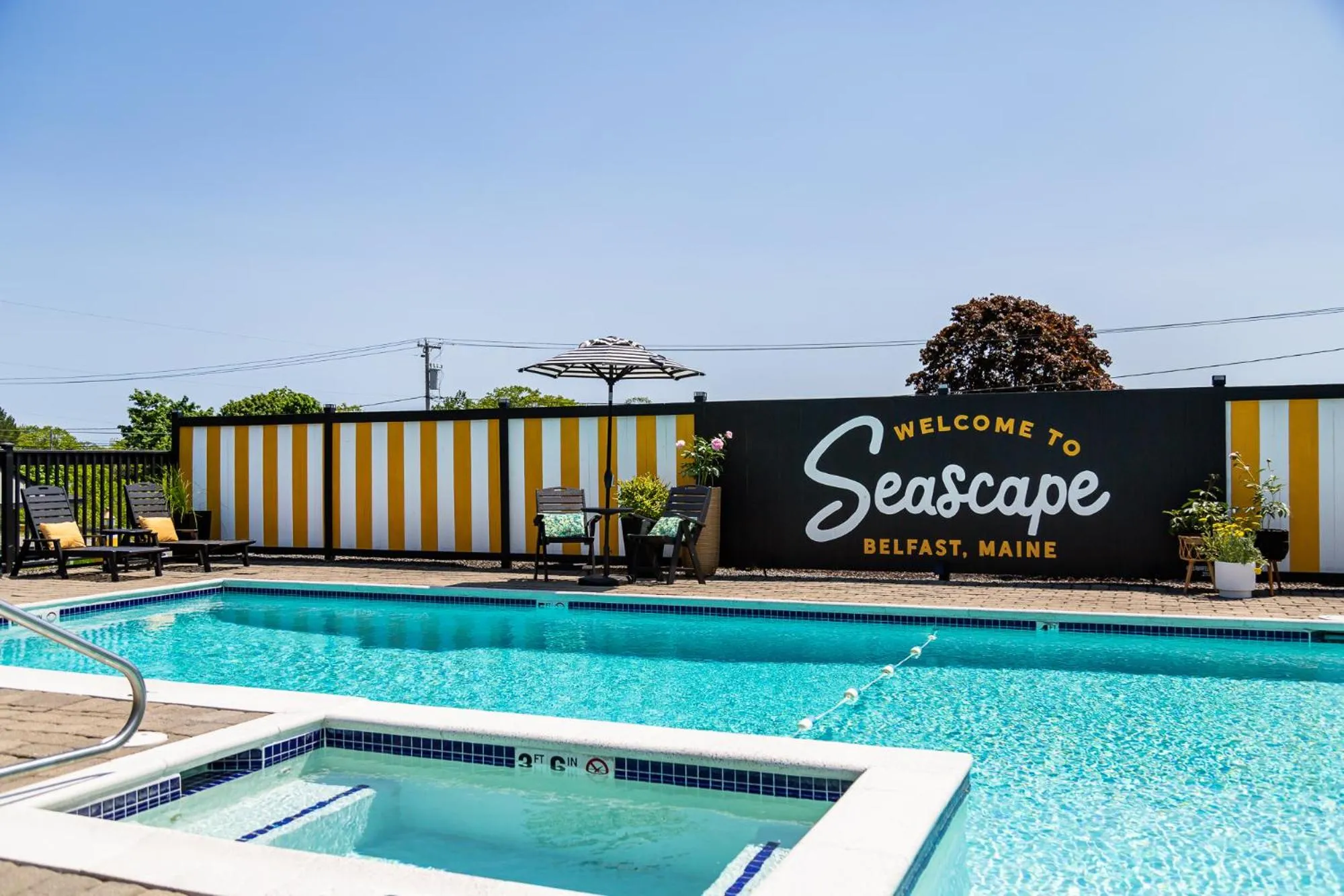 Day in Seascape Motel & Cottages