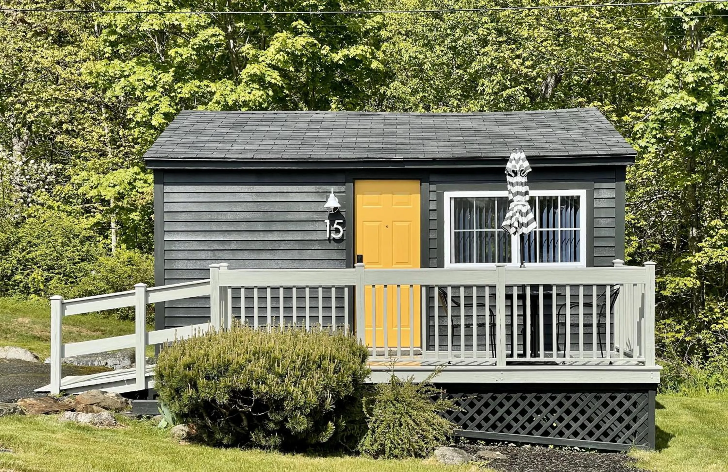 Property building in Seascape Motel & Cottages