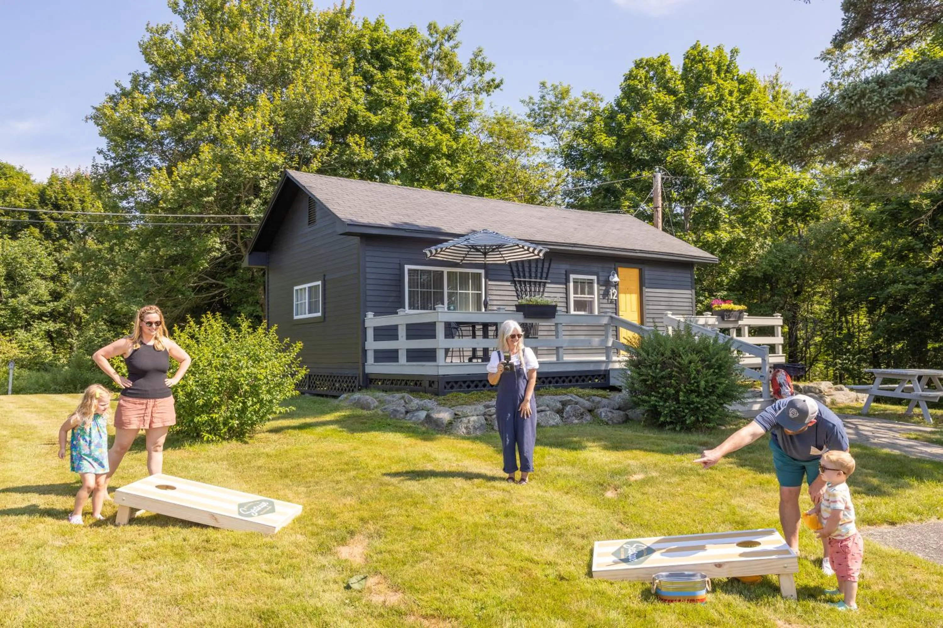 Seascape Motel & Cottages