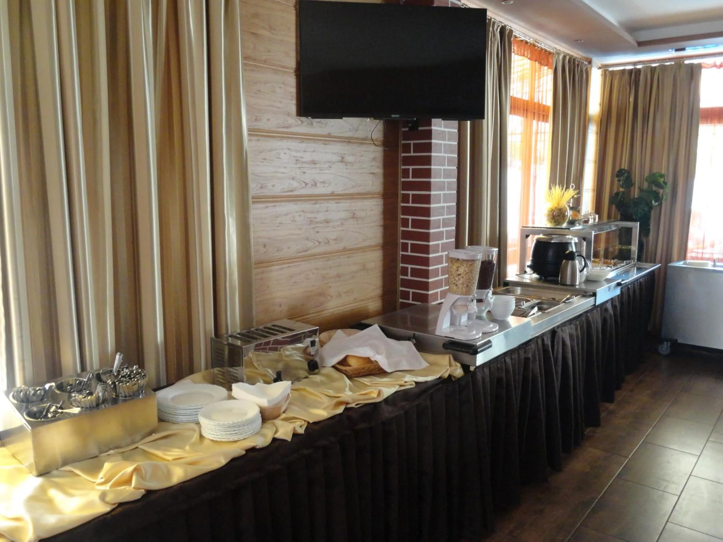 Lounge or bar in Cantilena Complex