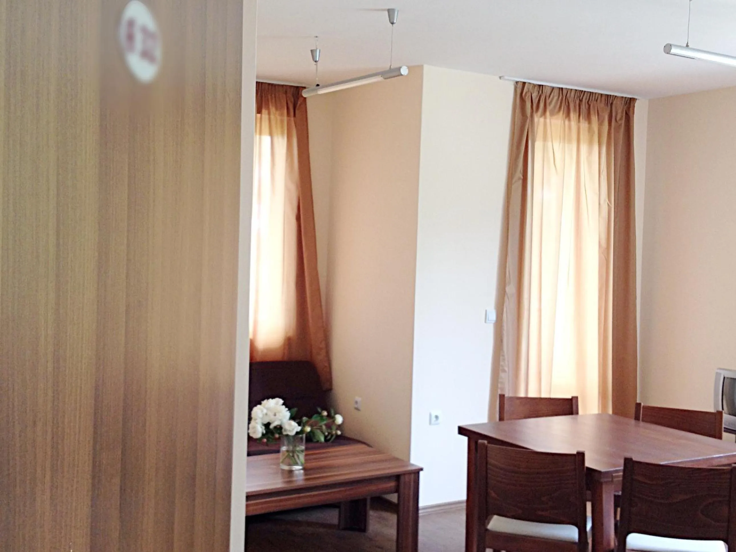 Day in Cantilena Complex