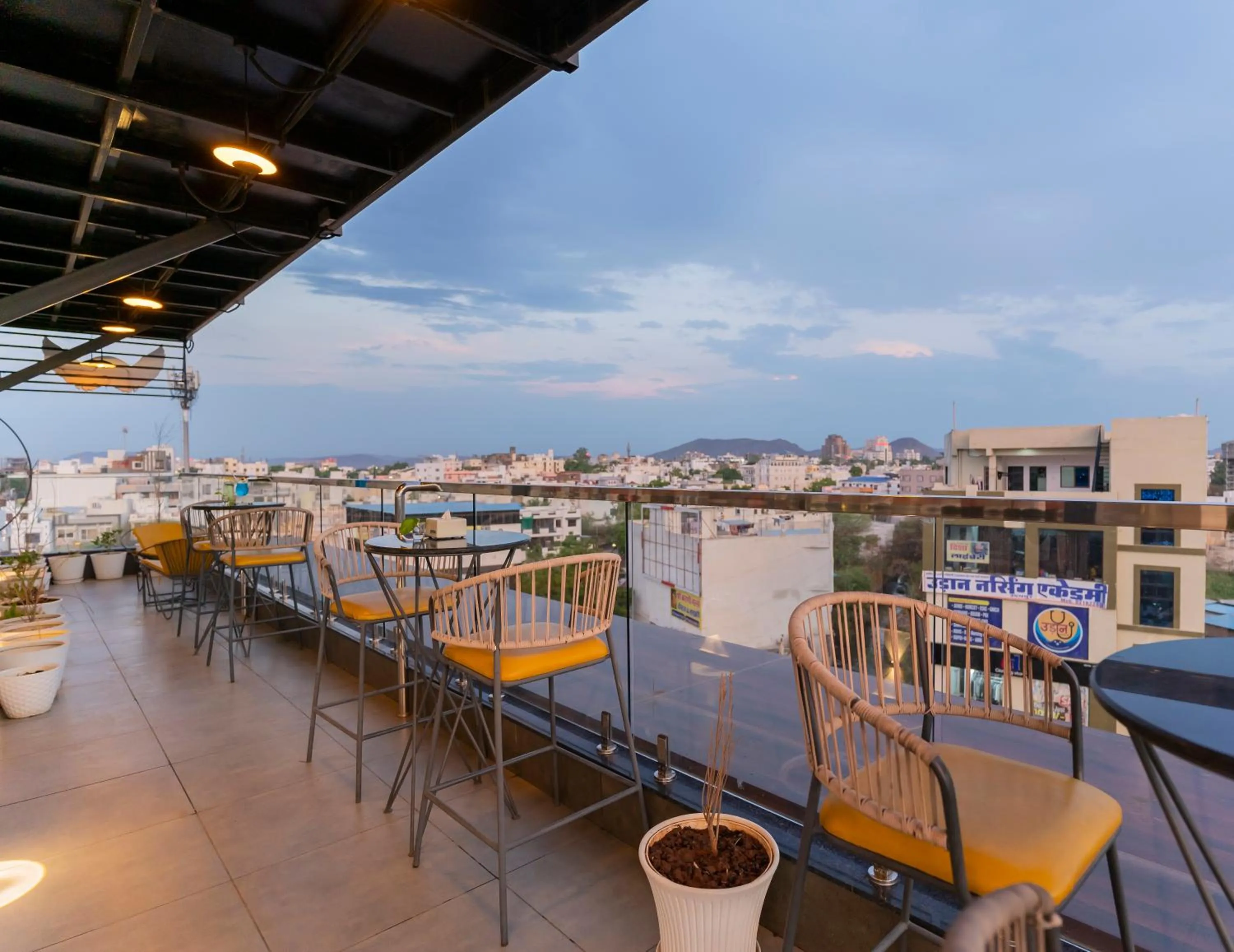 Restaurant/places to eat in D Fortune Park