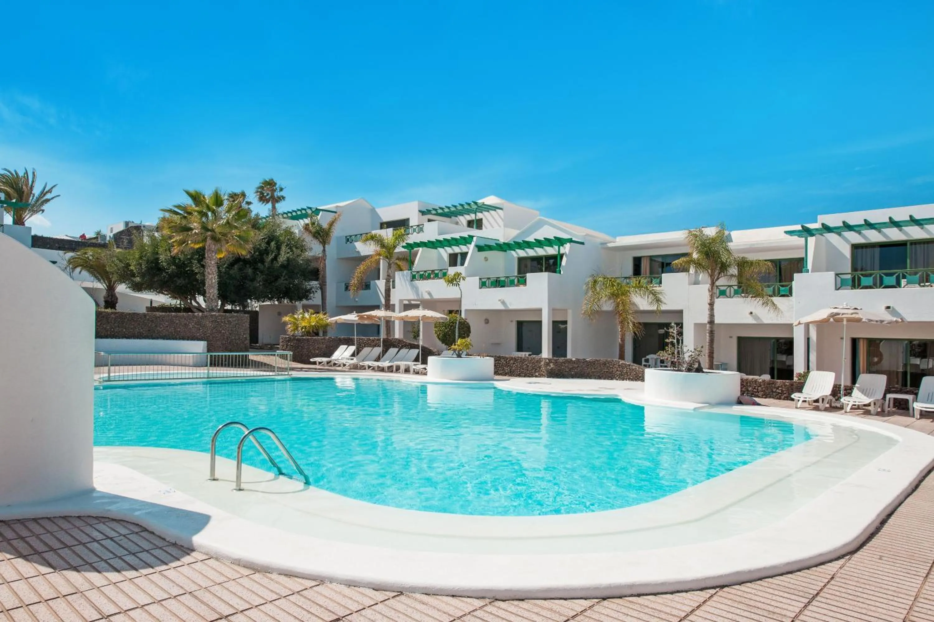 Swimming pool in Relaxia Olivina