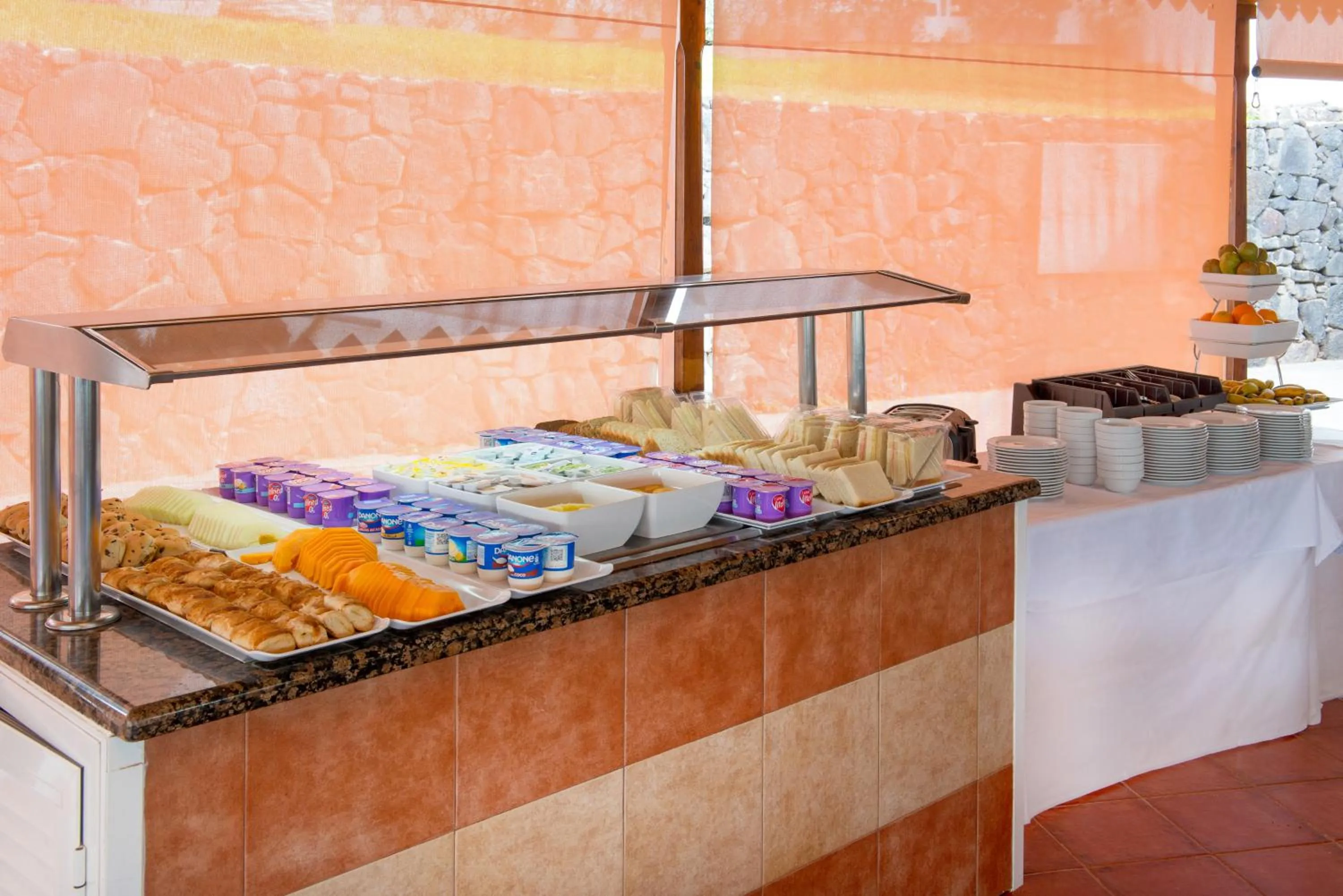 Buffet breakfast in Relaxia Olivina