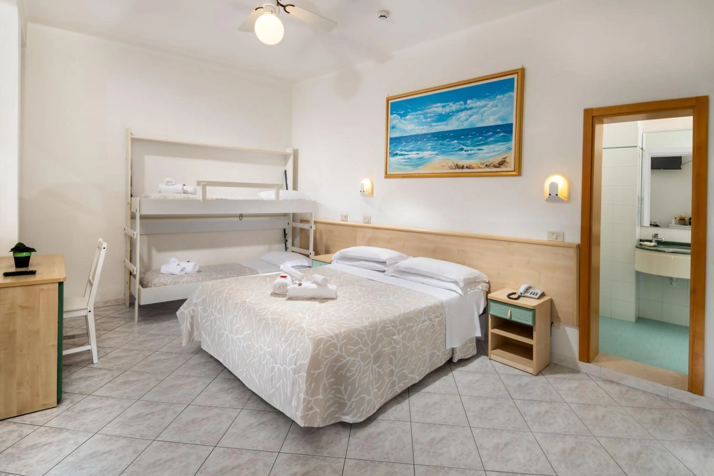 Bedroom, Bed in Hotel Lido