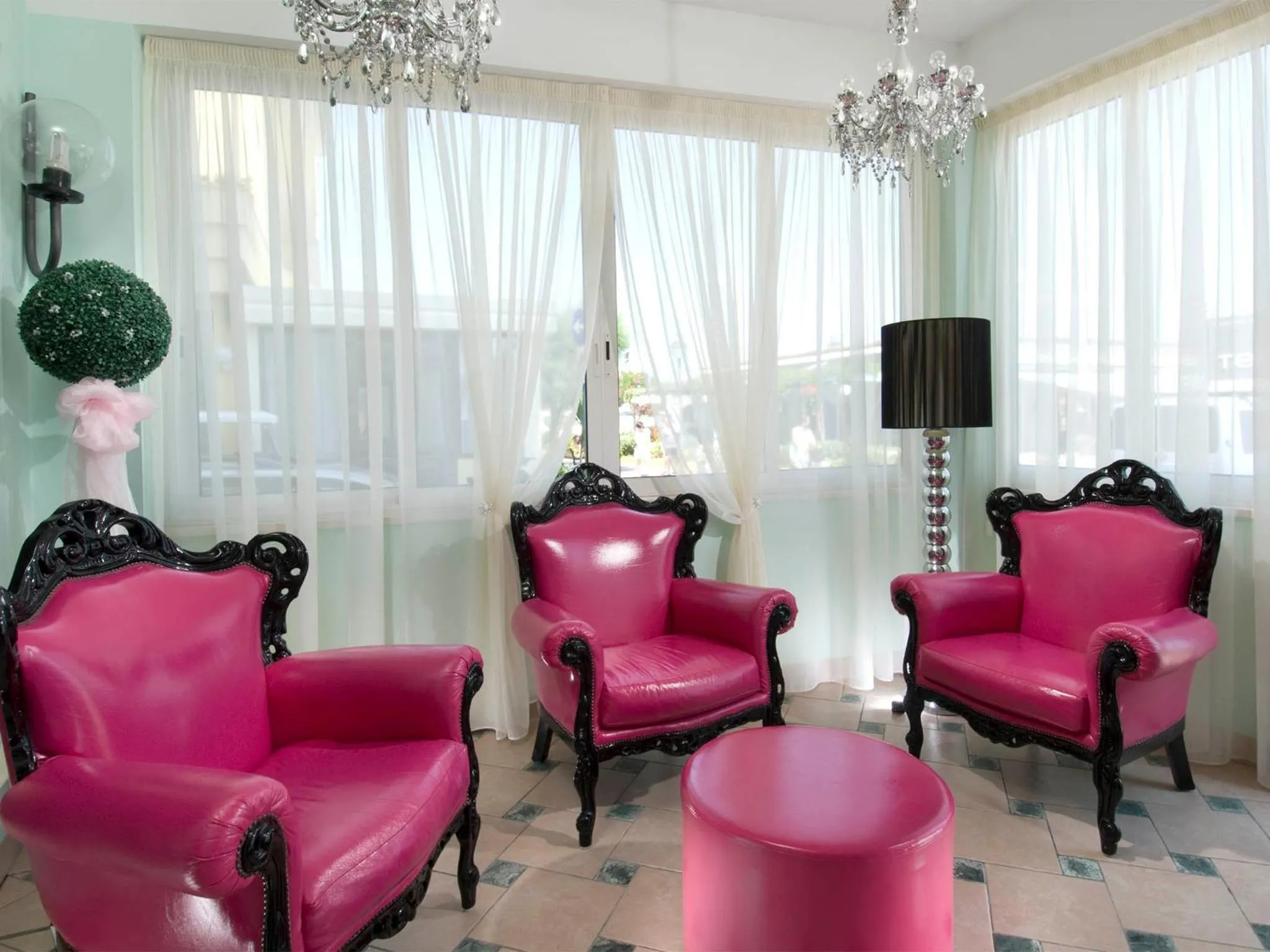 Communal lounge/ TV room in Hotel Lido