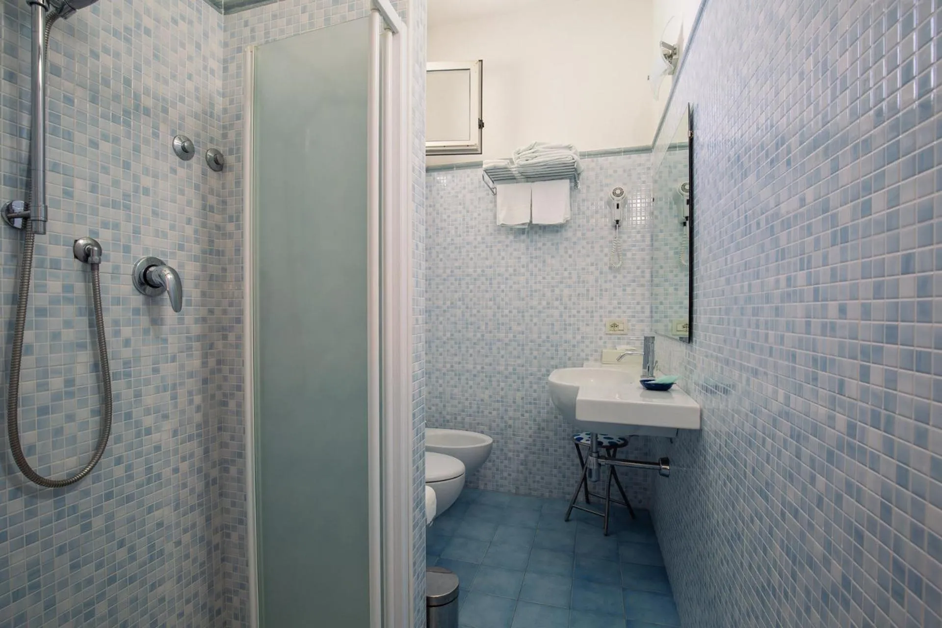 Bathroom in Hotel Lido