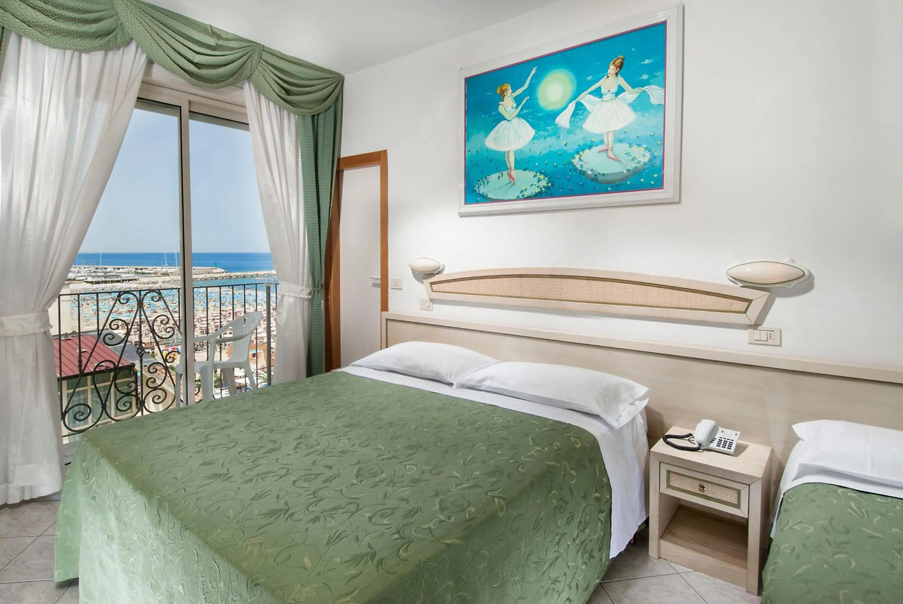 Bed in Hotel Lido