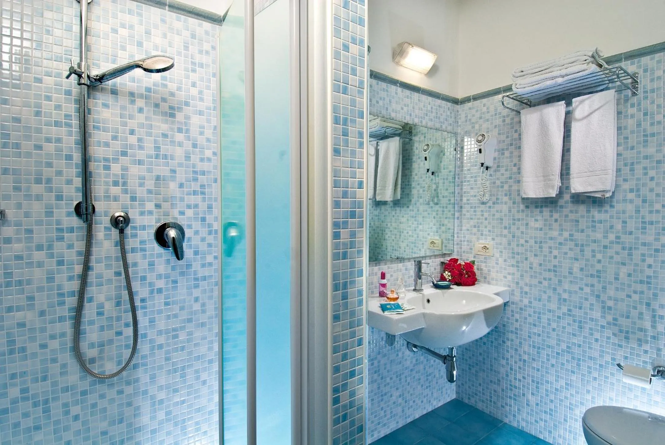 Bathroom in Hotel Lido