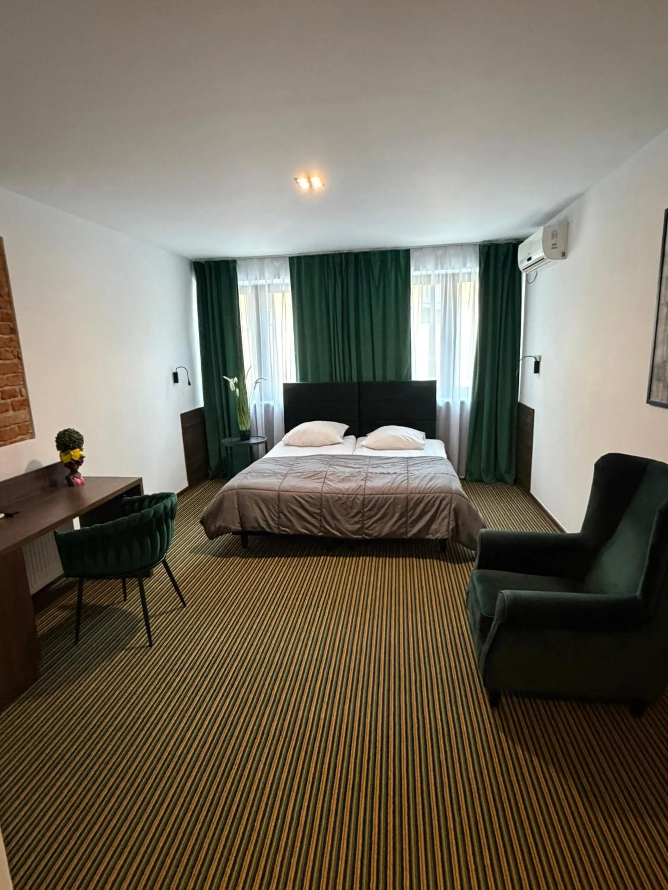 Bed in The Old Townhouse II