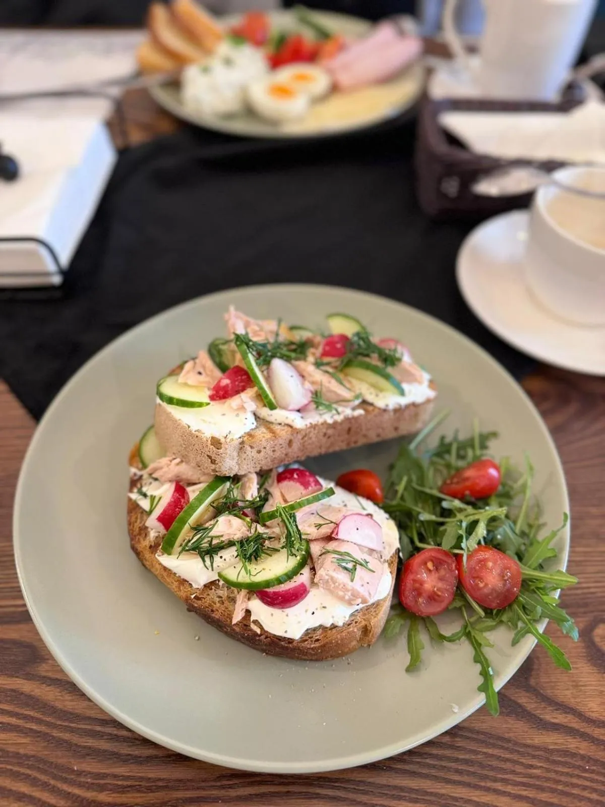 Restaurant/places to eat in The Old Townhouse II