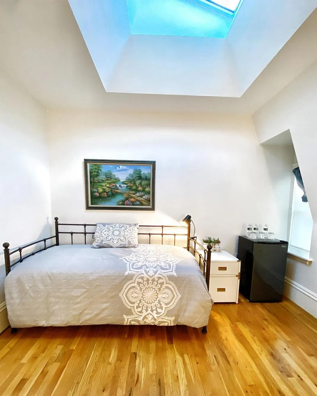 Bed in Ginkgo House on Harvard