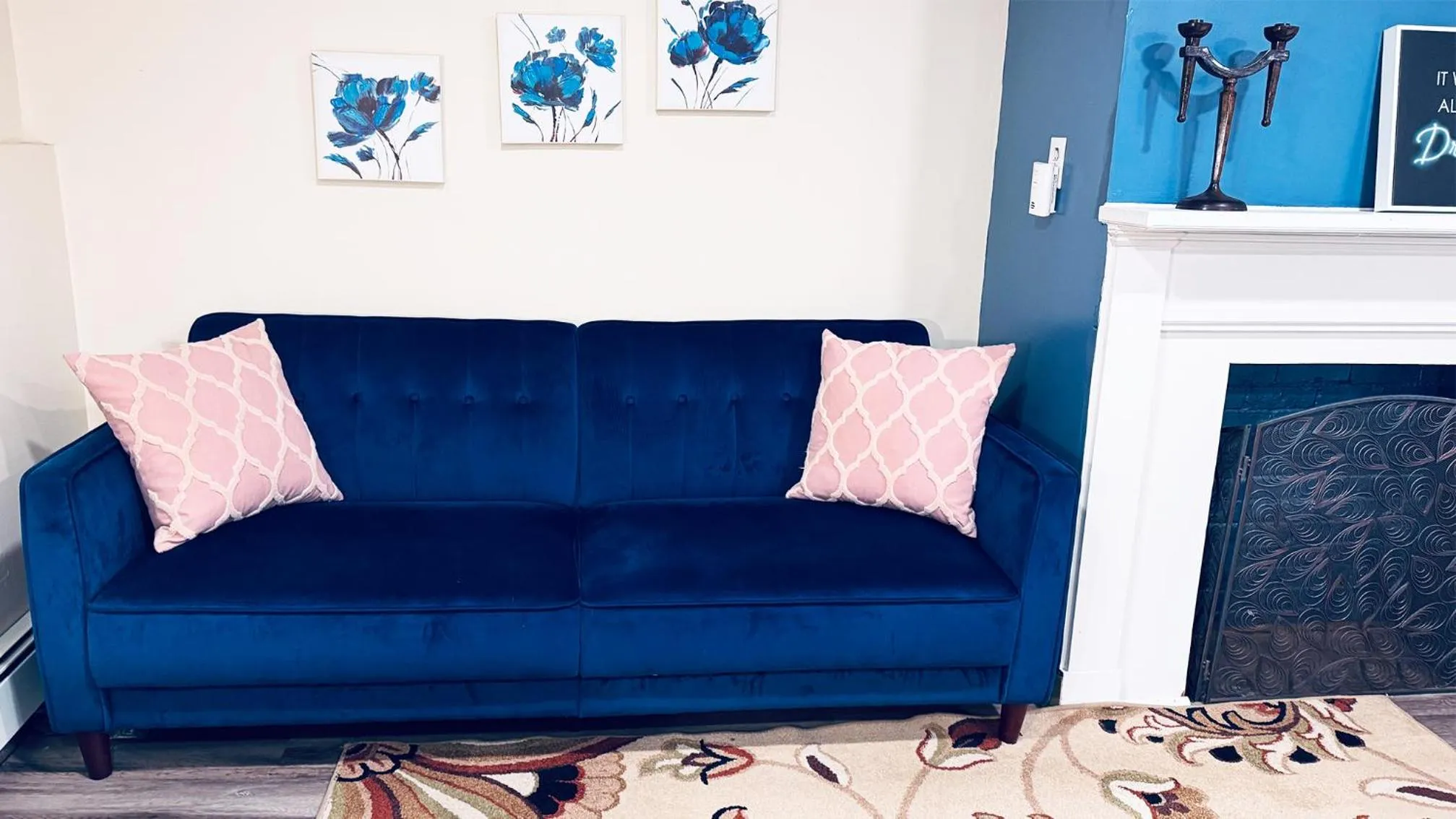 Seating area in Ginkgo House on Harvard