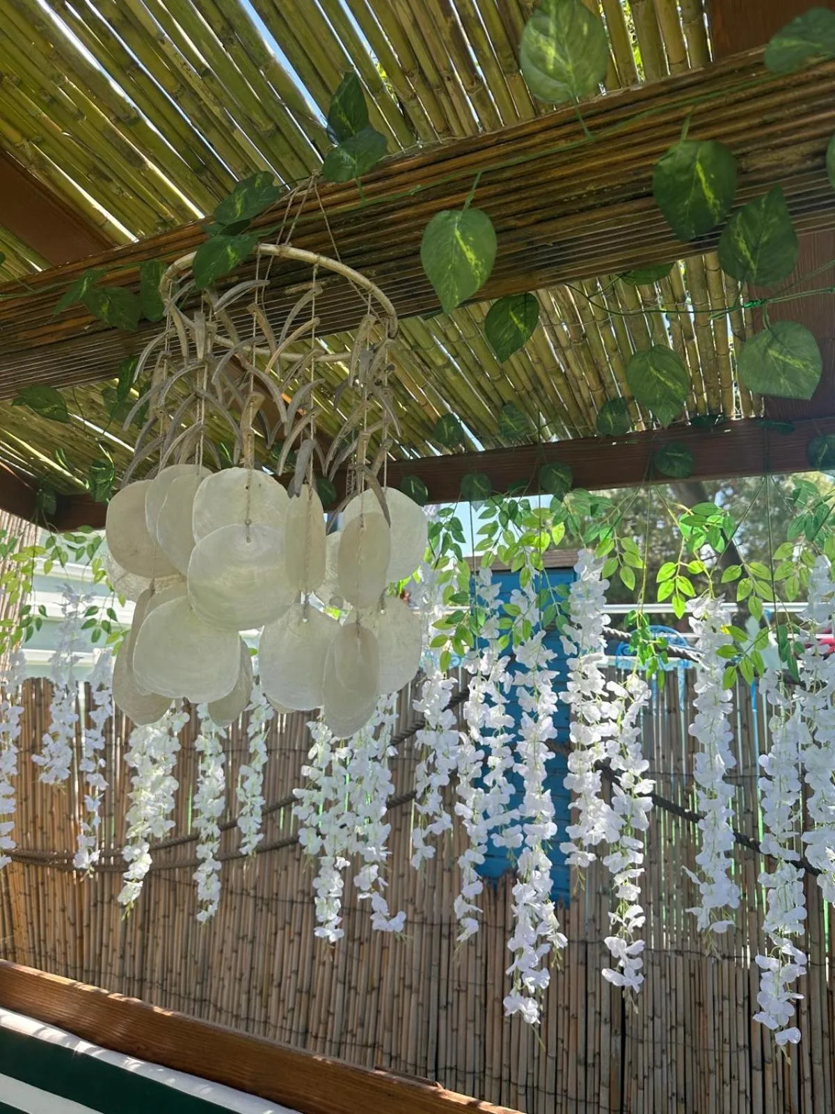 Property building in Bonjourla Otel