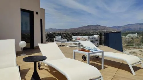 ALLONBAY sun & beach penthouse