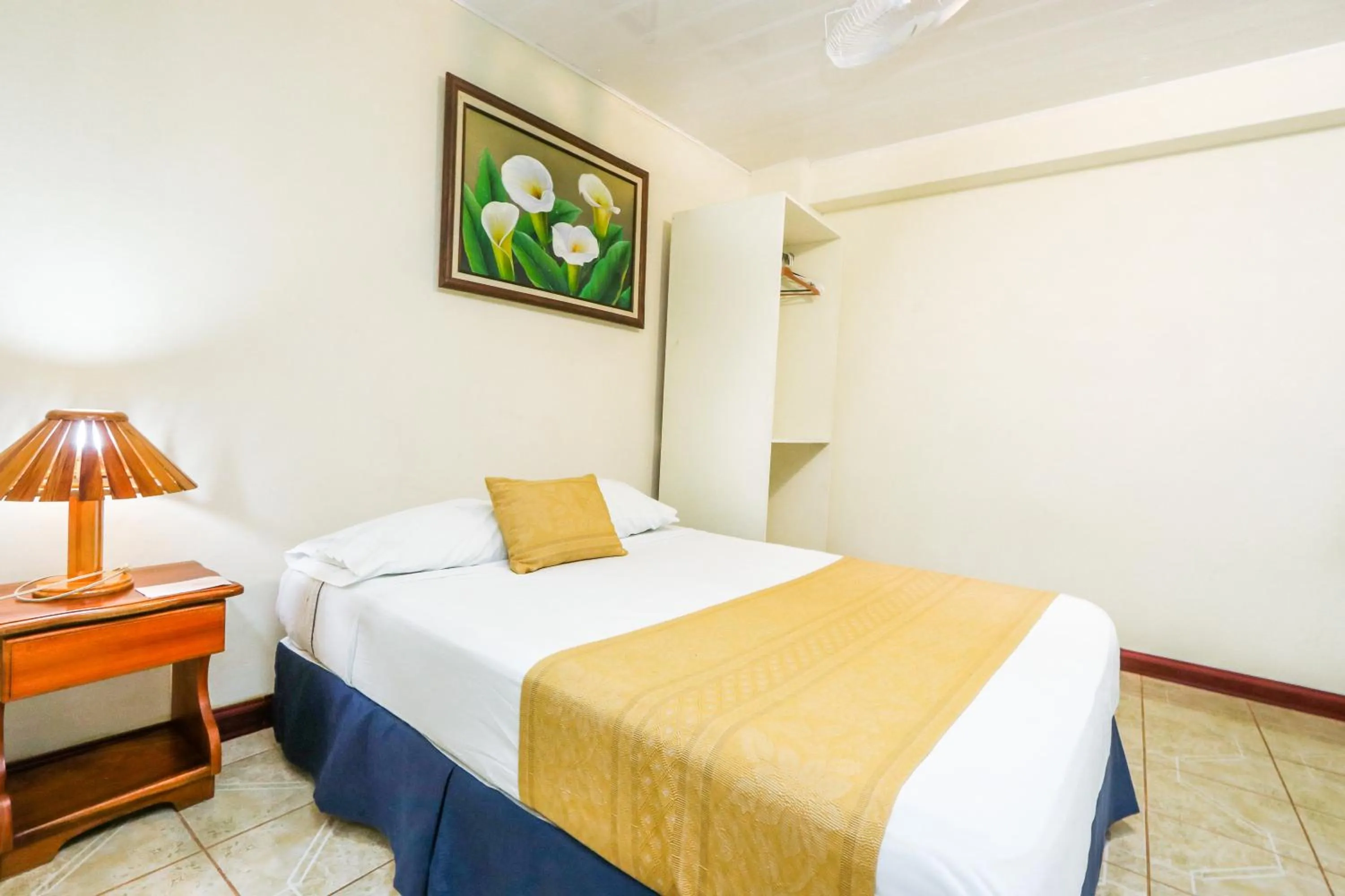 Bed in Hotel Flor Blanca