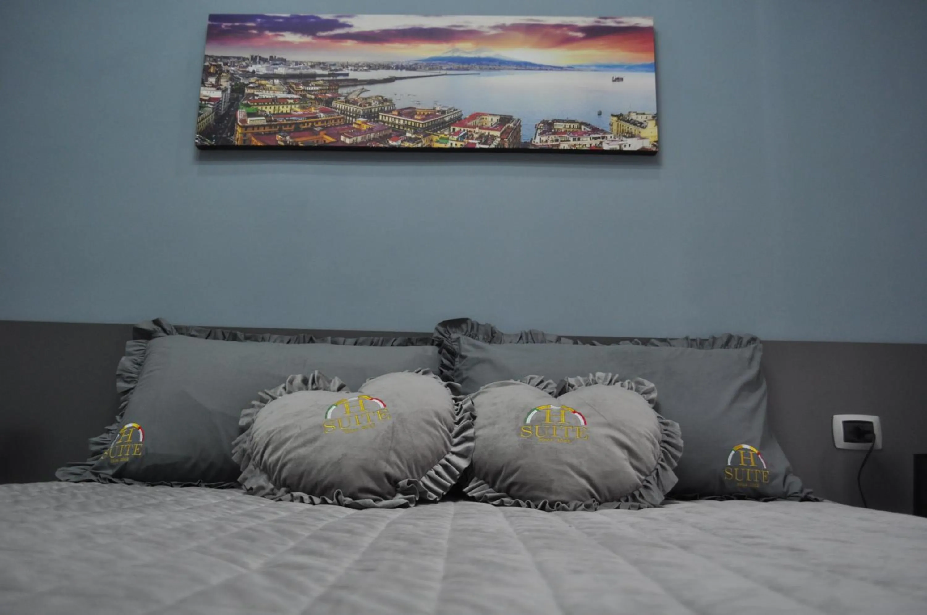 Bed in HSUITE