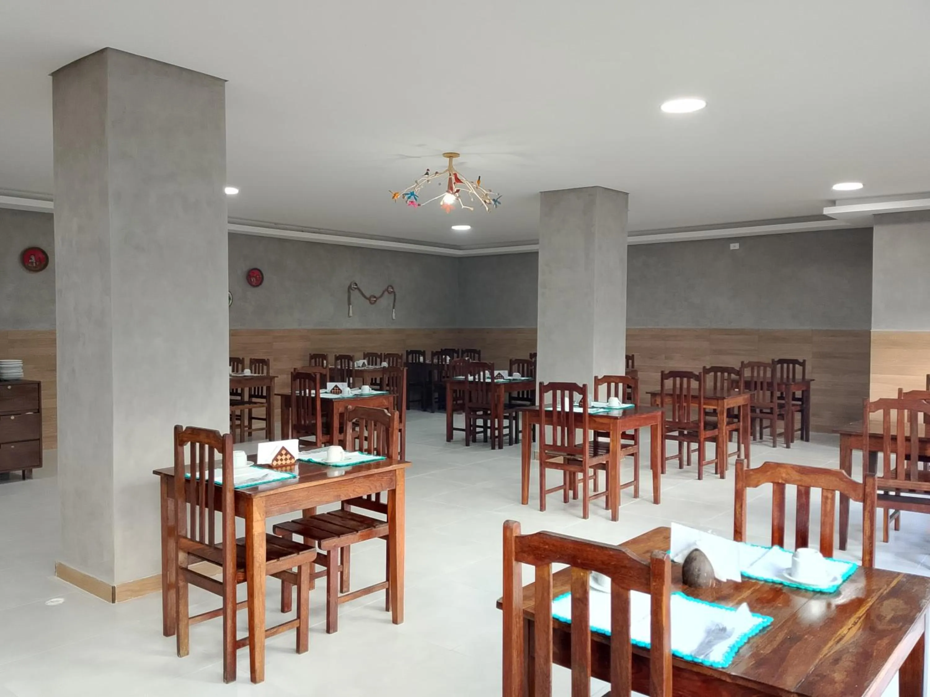 Restaurant/places to eat in Pousada Maresia