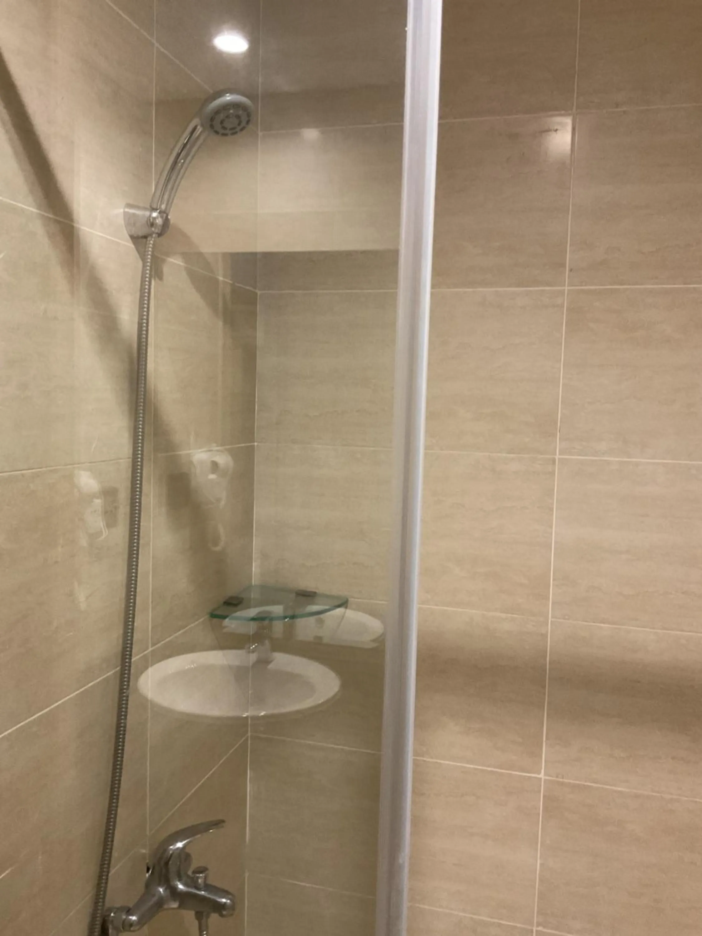 Shower in Green Inn Phu Quoc Hotel