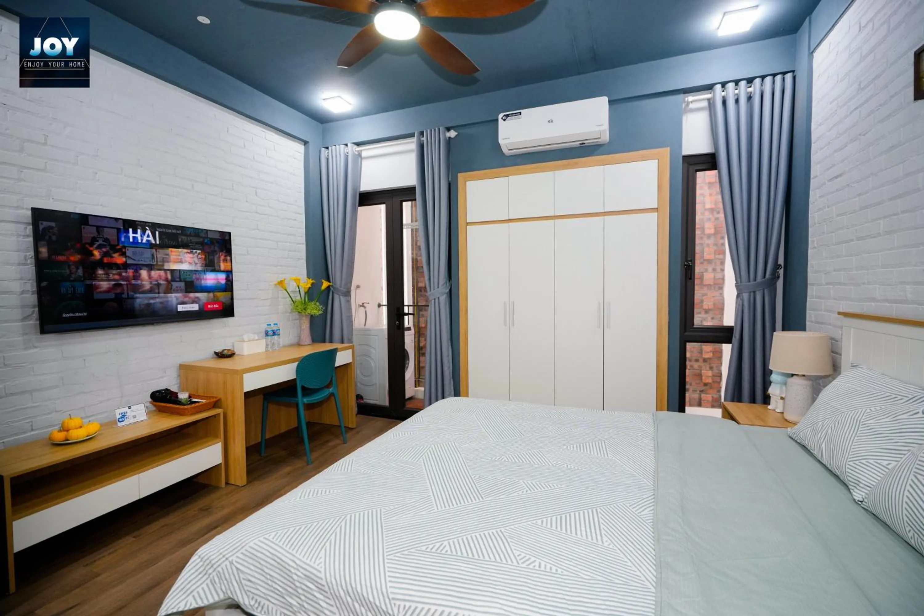 TV and multimedia, Bed in JOY APARTMENT TAY HO