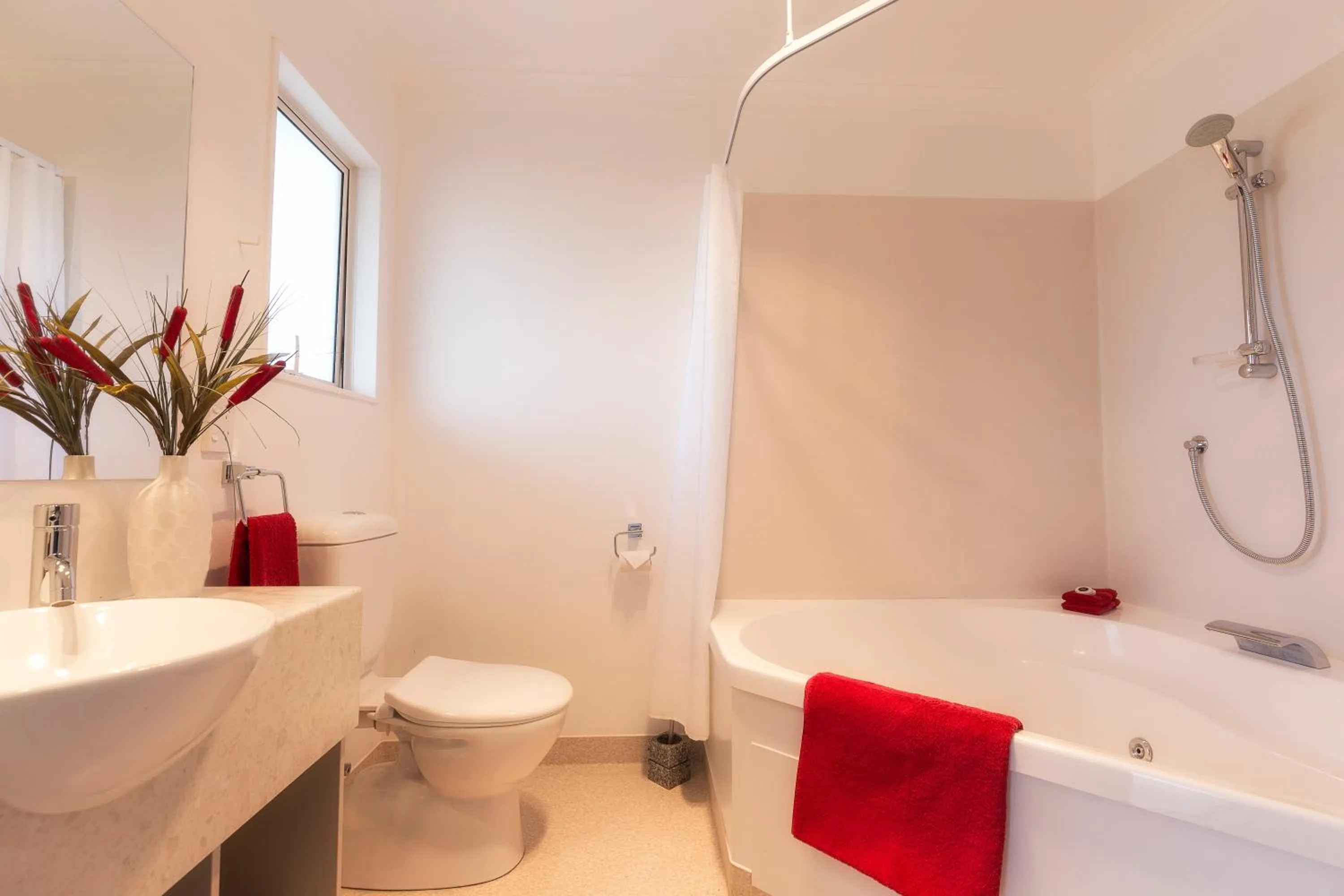 Bathroom in Mohua Motels