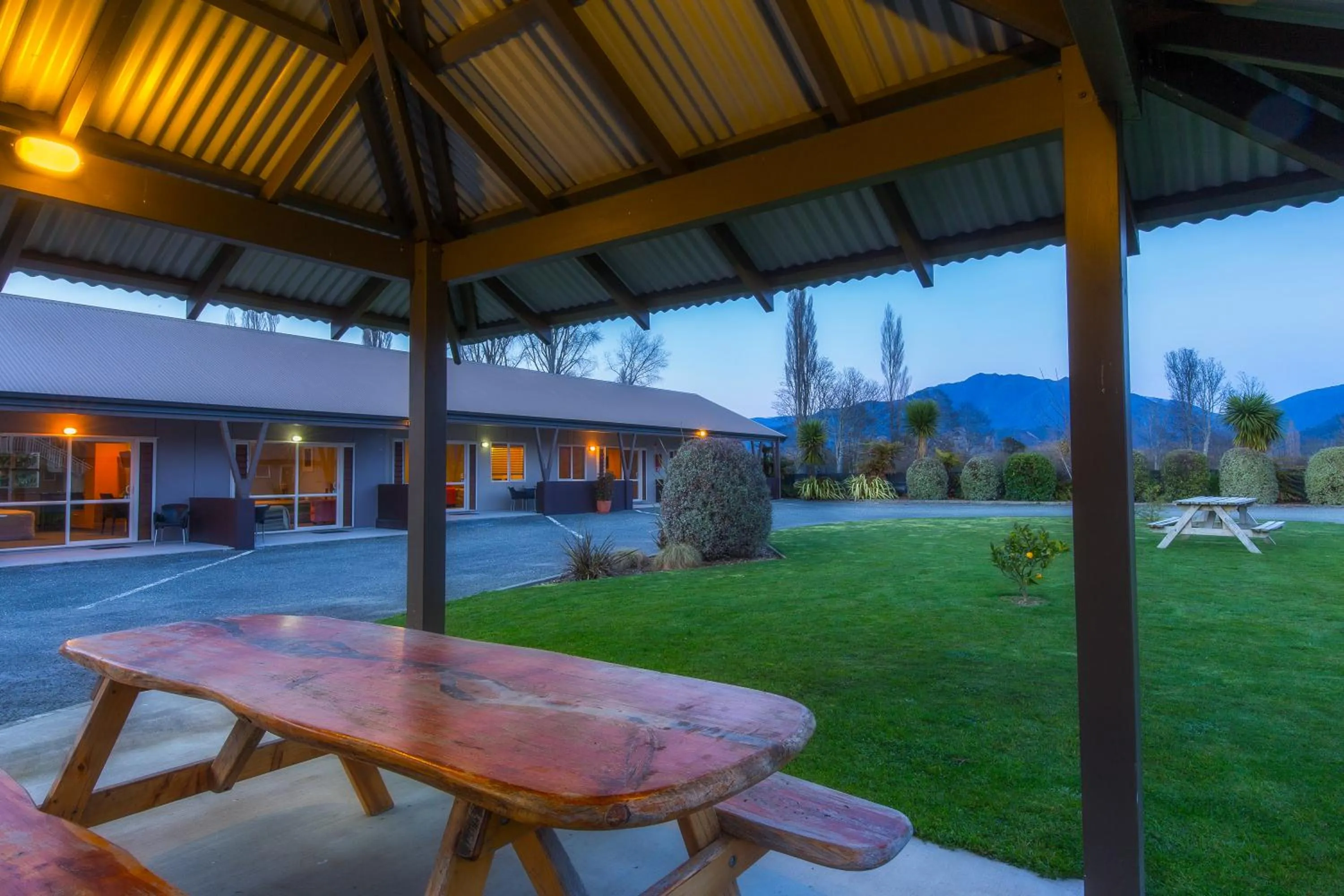 BBQ facilities in Mohua Motels