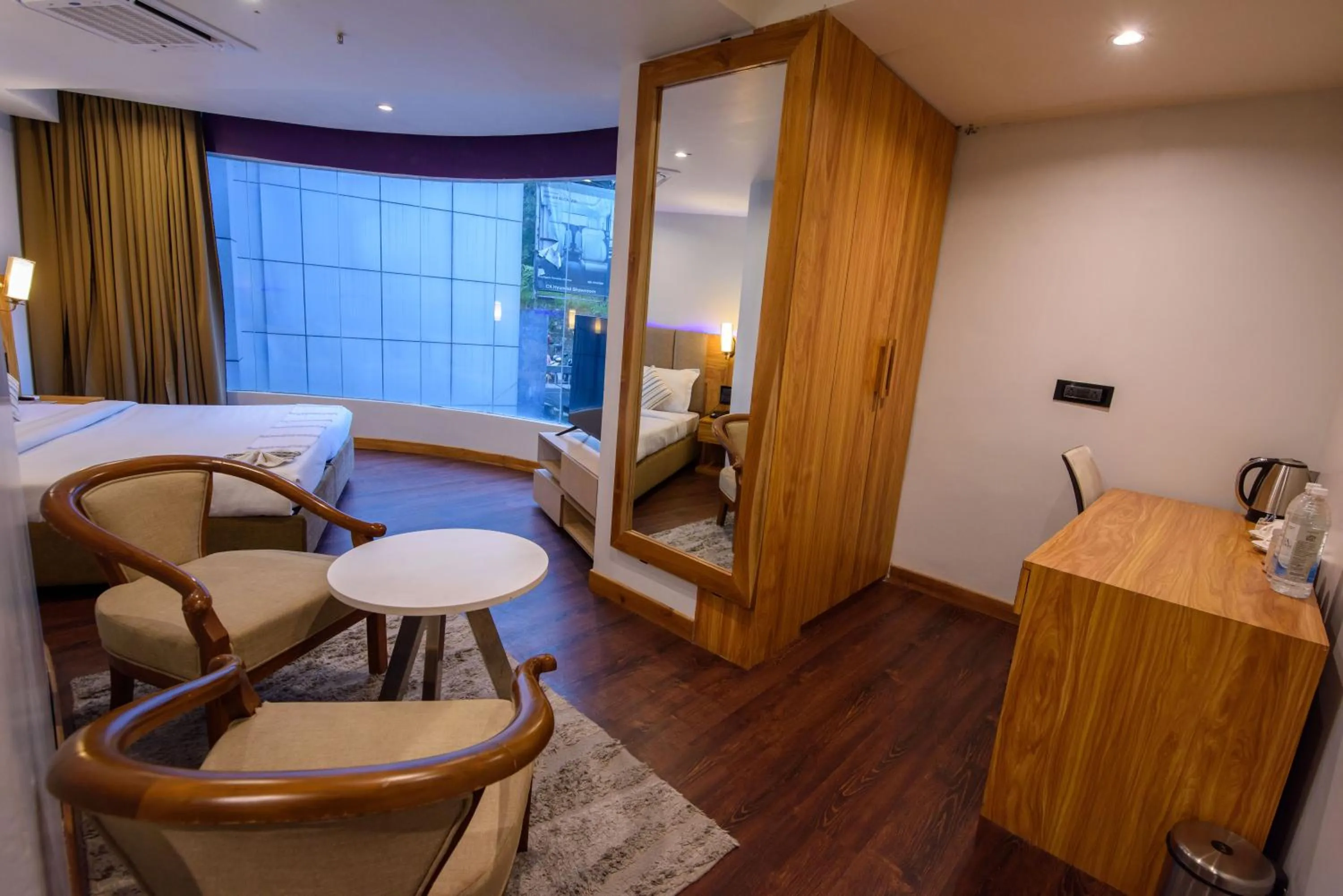 Seating area in Emerald Hotel