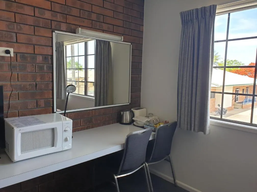 toaster in Shakespeare Motel