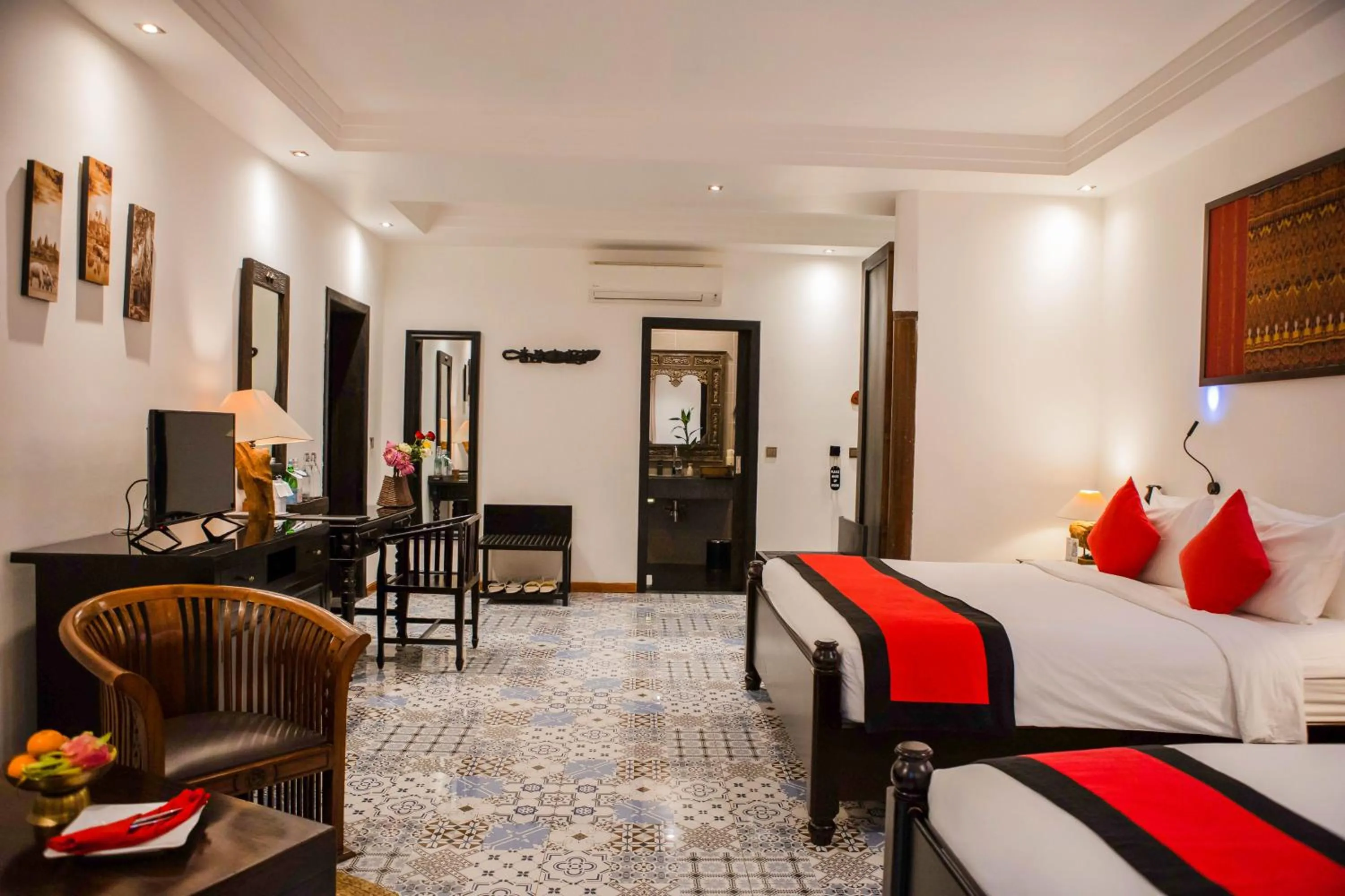 Bed in La Rose Suites