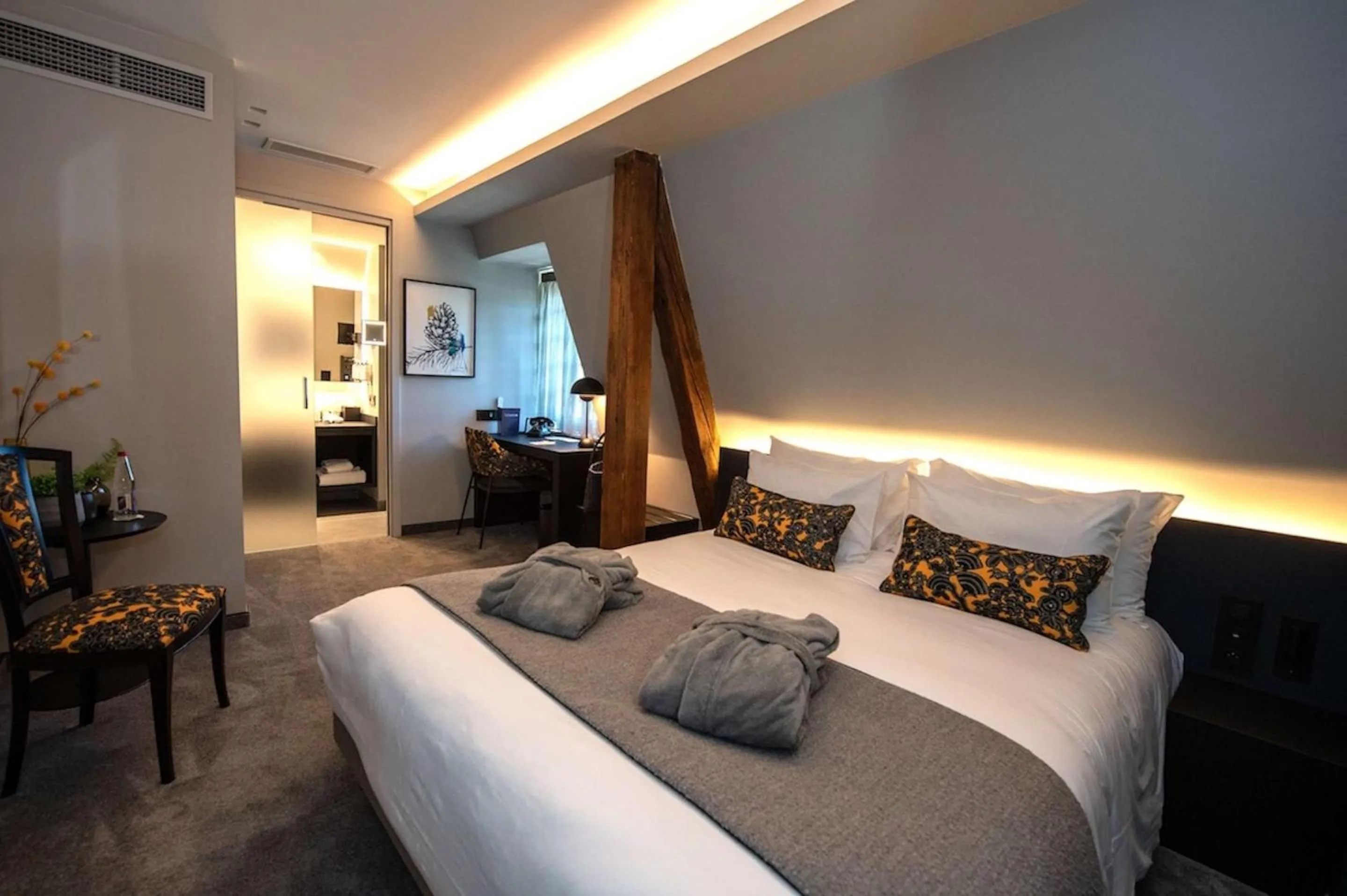 Bedroom, Bed in Best Western Premier Le Chapitre Hotel and Spa