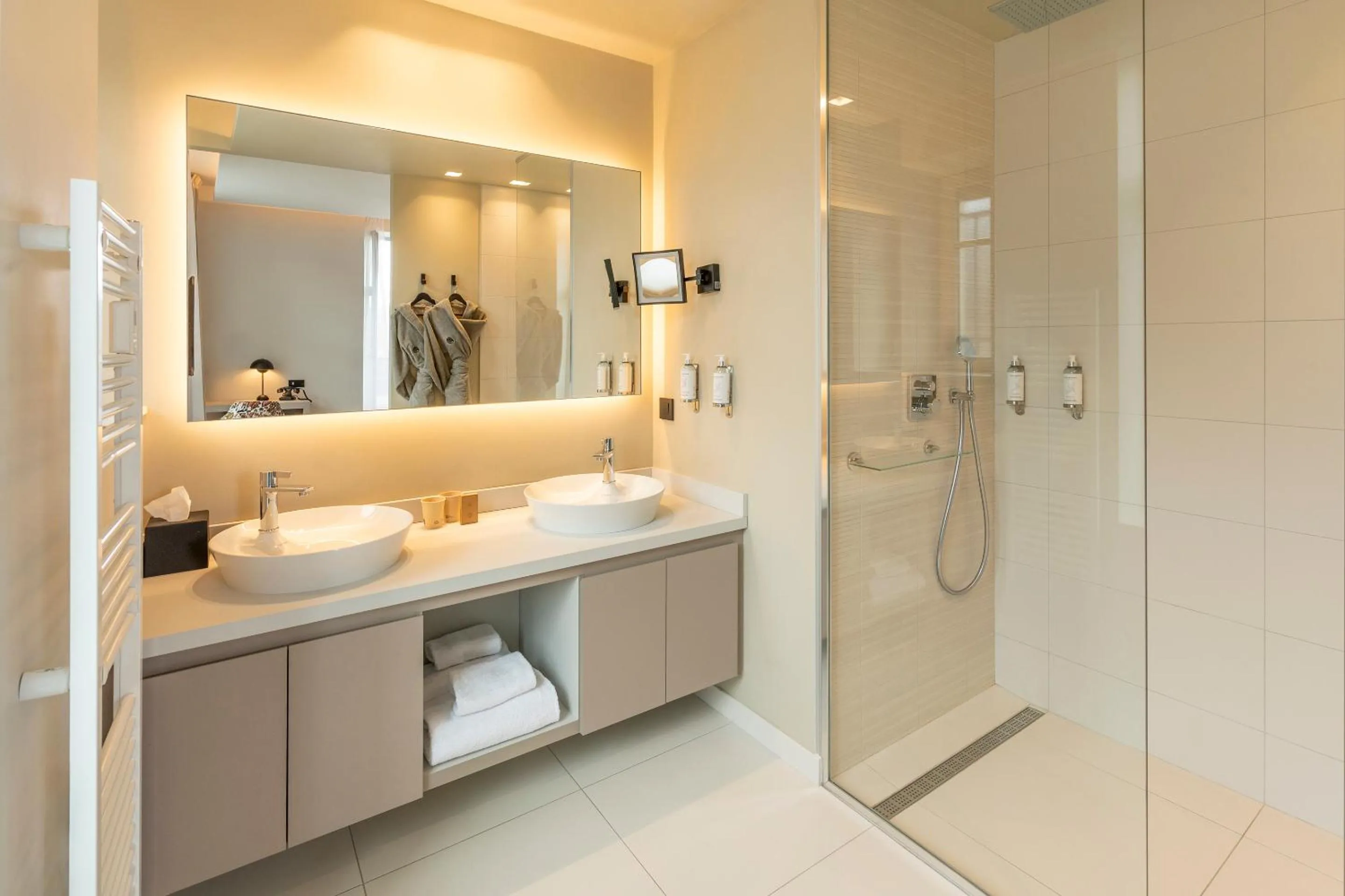 Bathroom in Best Western Premier Le Chapitre Hotel and Spa