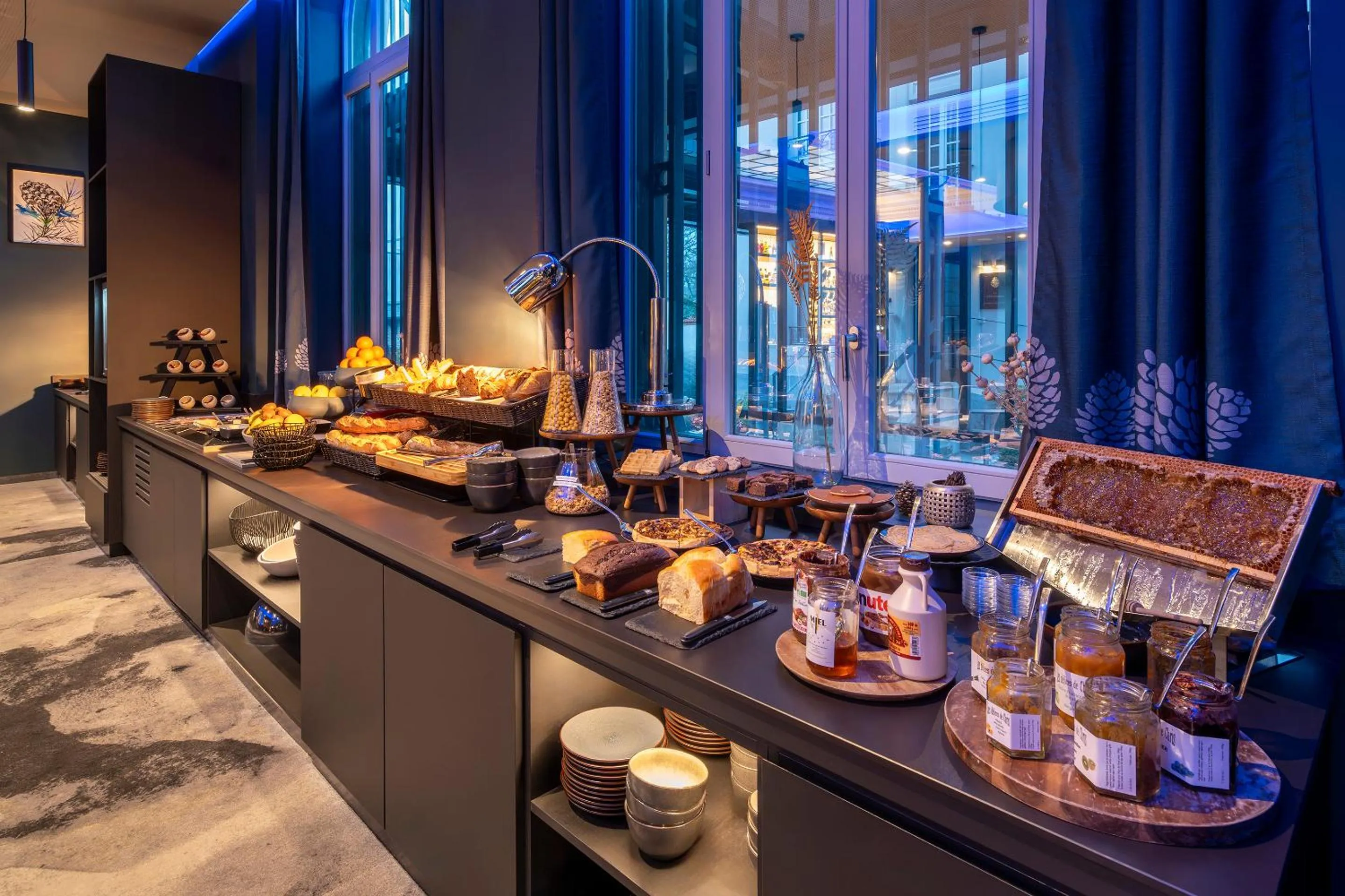 Breakfast in Best Western Premier Le Chapitre Hotel and Spa