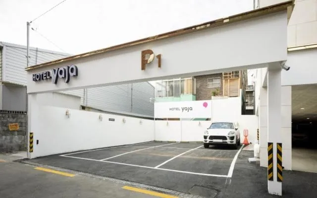 Property building in Hotel Yaja Gwangalli