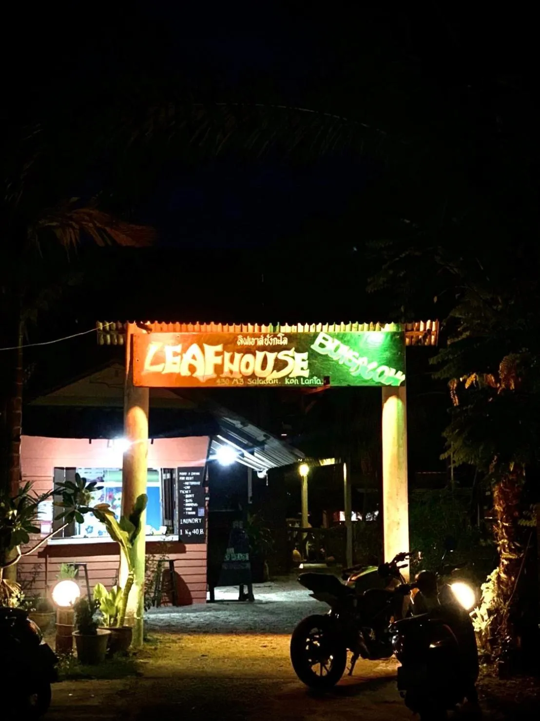 Property logo or sign in Leaf House Bungalows SHA PLUS approved