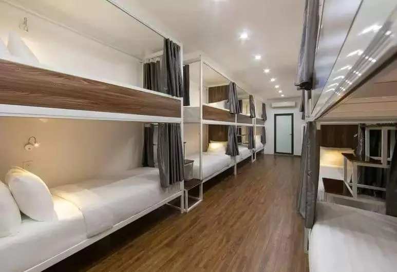 Bed in Hanoi Backpackersuite Hostel