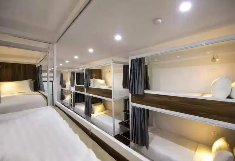 Bed in Hanoi Backpackersuite Hostel