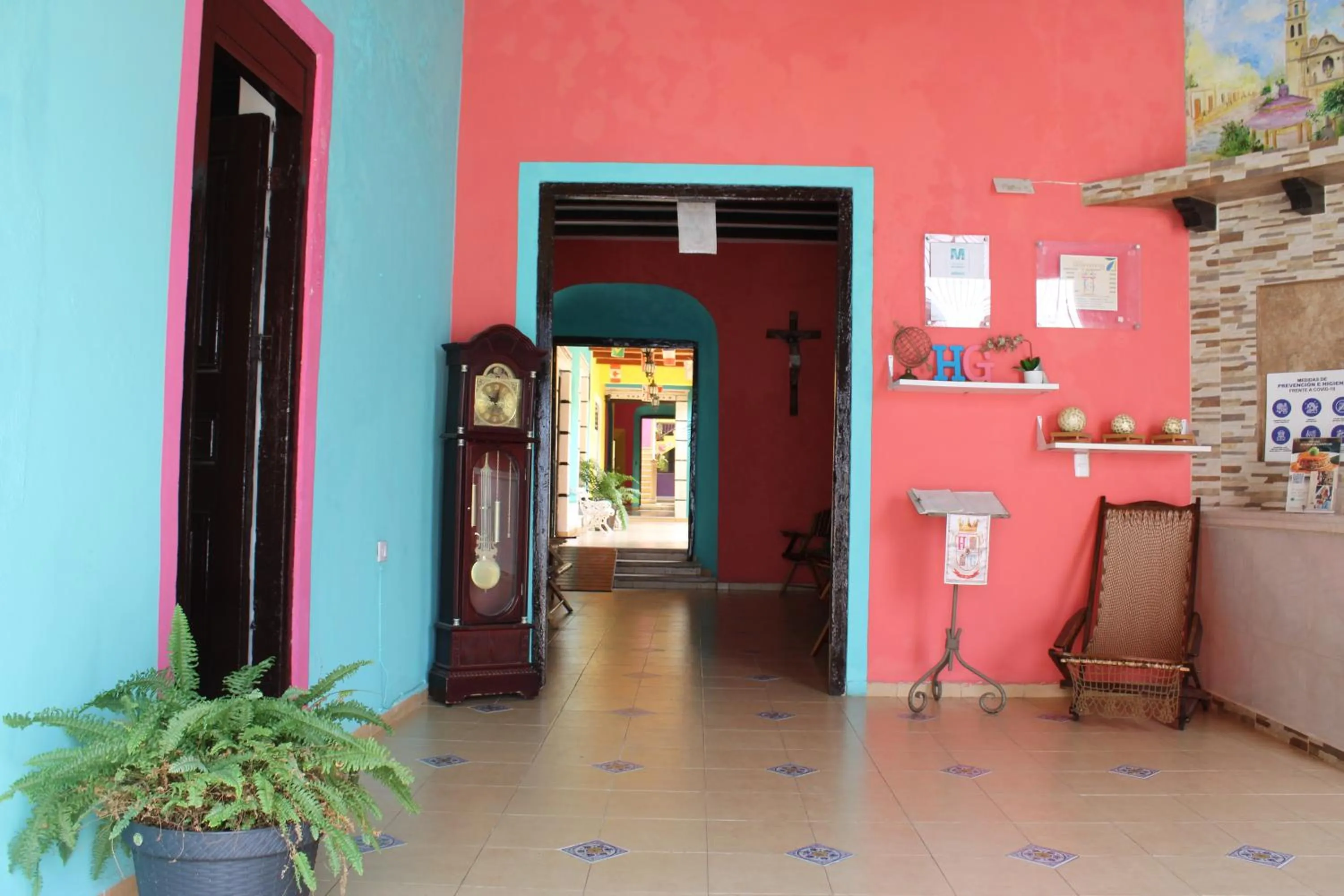 Facade/entrance in Hotel Guaranducha Inn