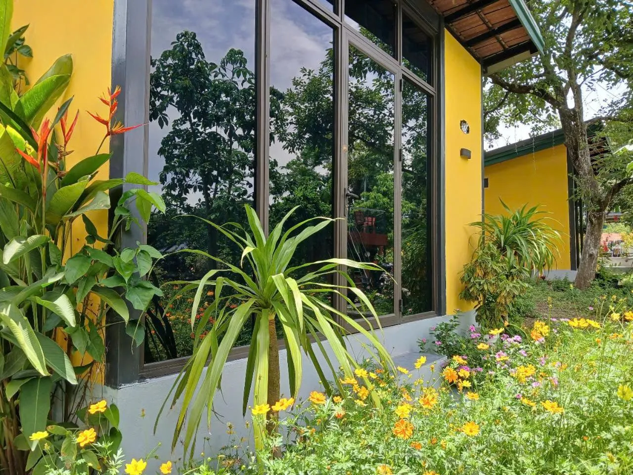 room service in Catba Papillon Garden Bungalows & Resort