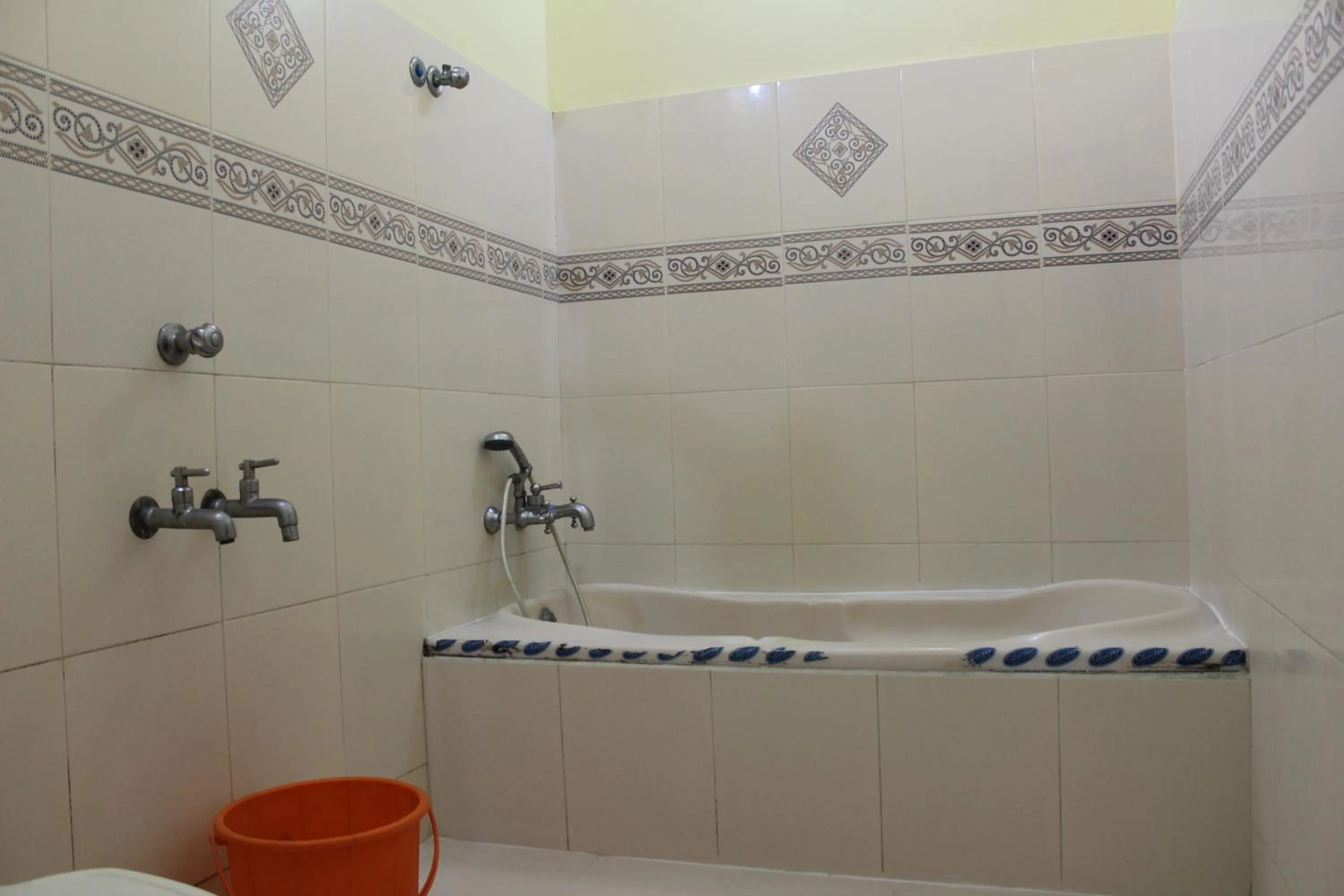 Bathroom in Hotel Sea View Palace - the beach hotel