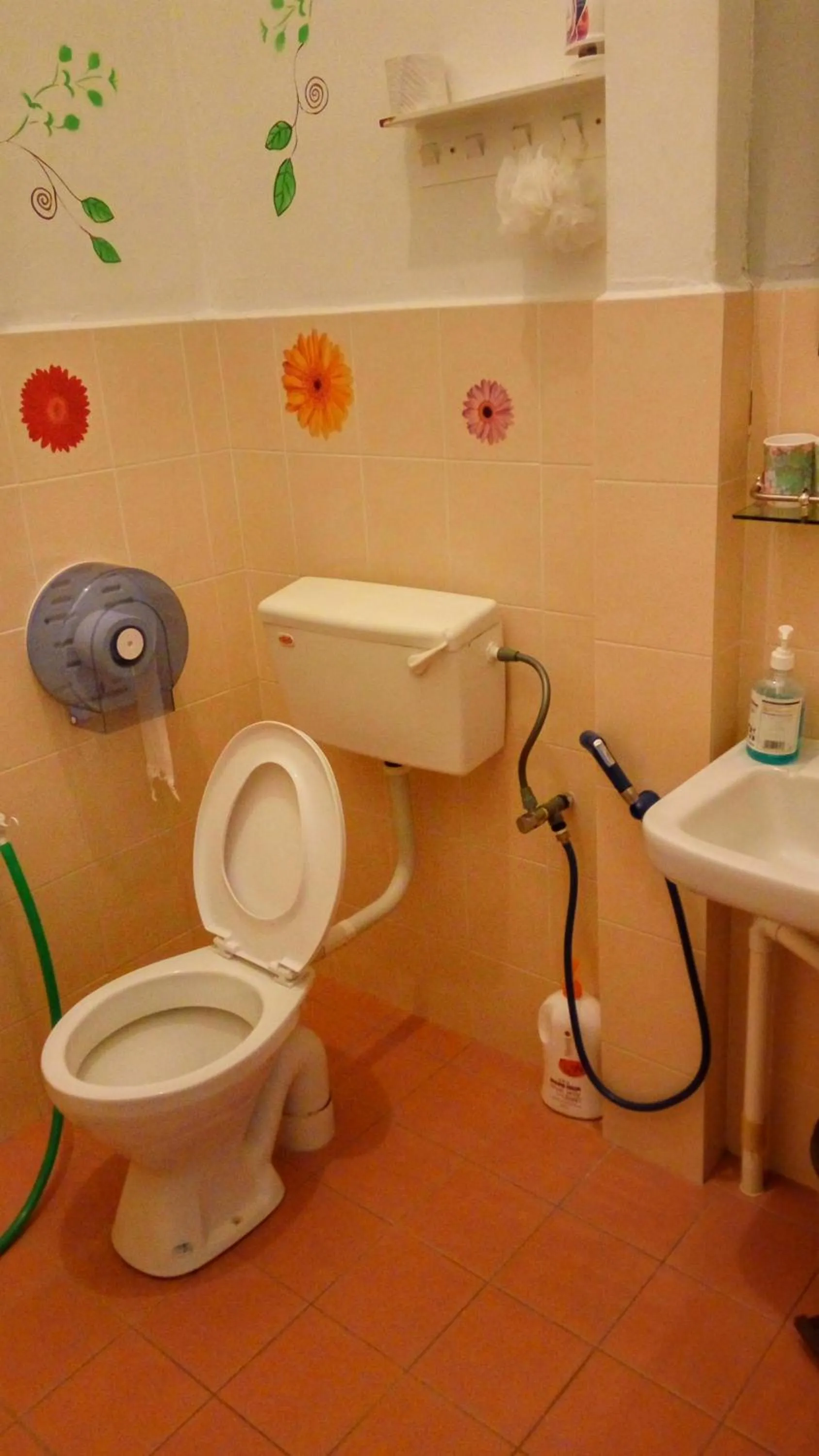 Toilet in Old Town Guest House