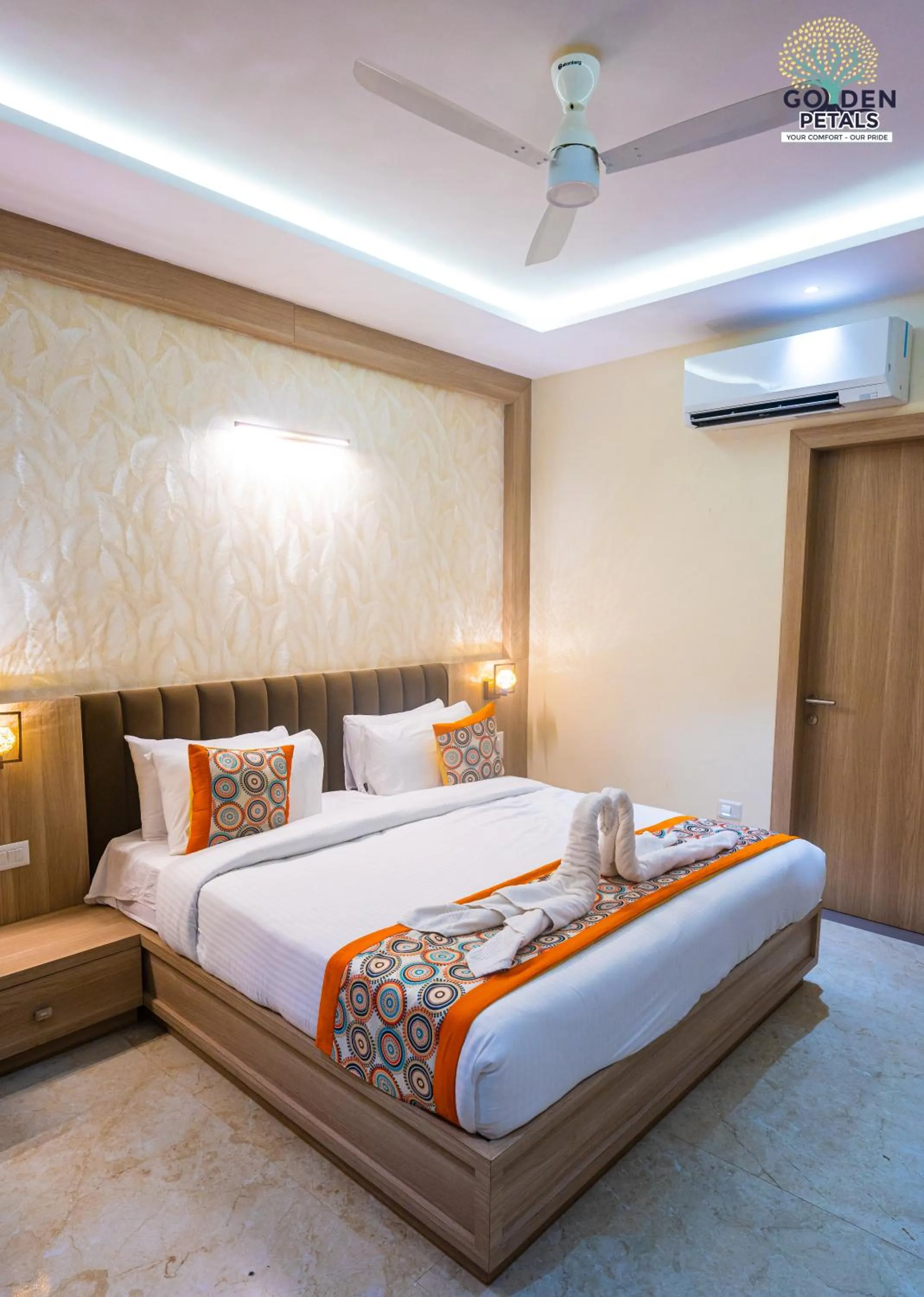 Bed in Hotel Golden Petals