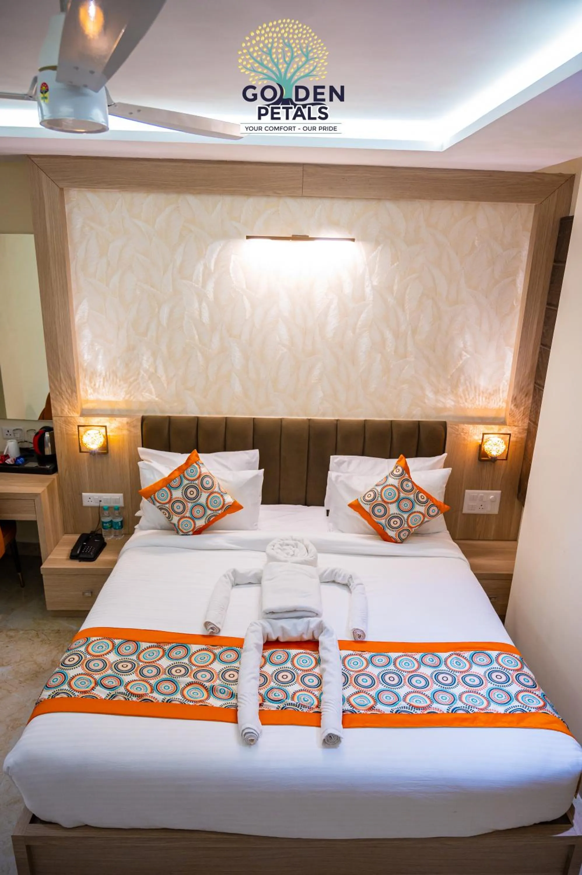 Bed in Hotel Golden Petals