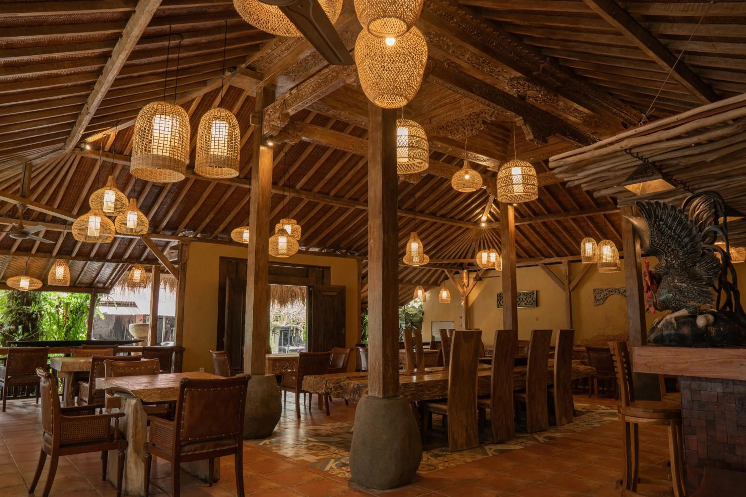 Restaurant/places to eat in Uma Linggah Resort by Puri Signatures