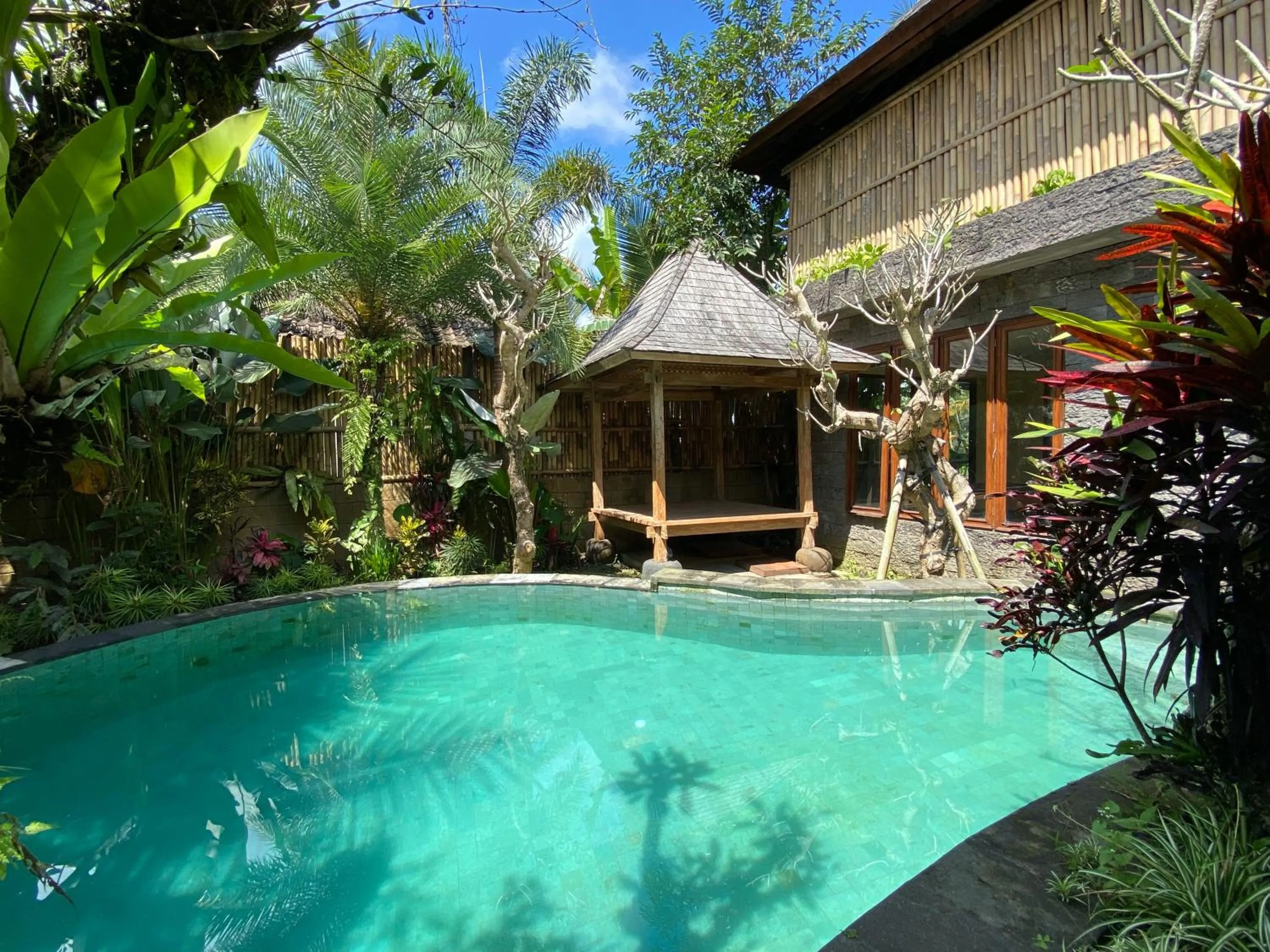 Pool view in Uma Linggah Resort by Puri Signatures