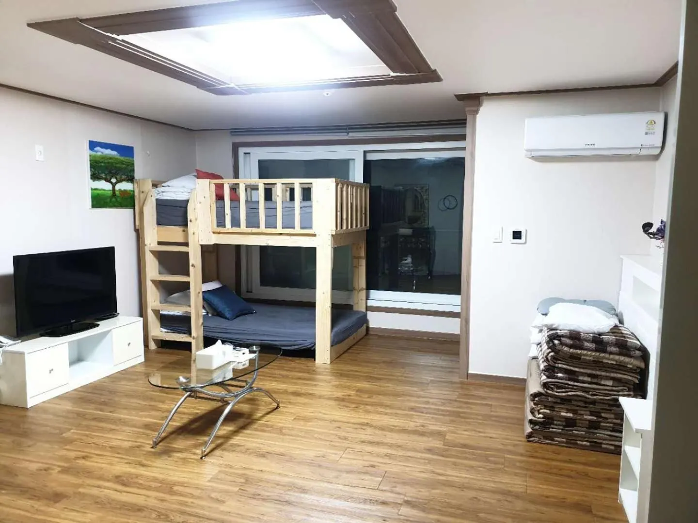 Bed in HY Choi Hostel