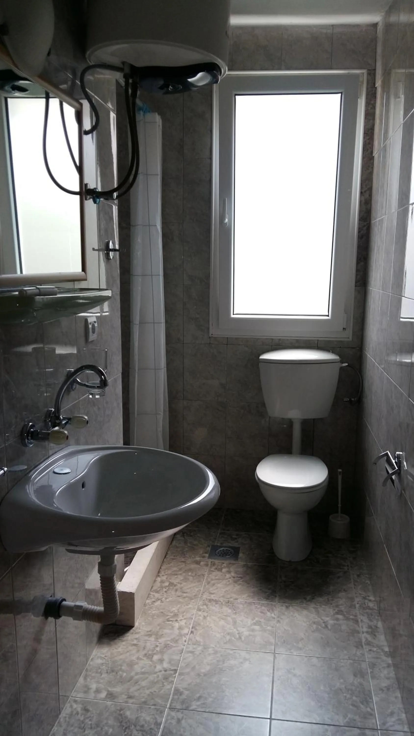 Lazar Apartments