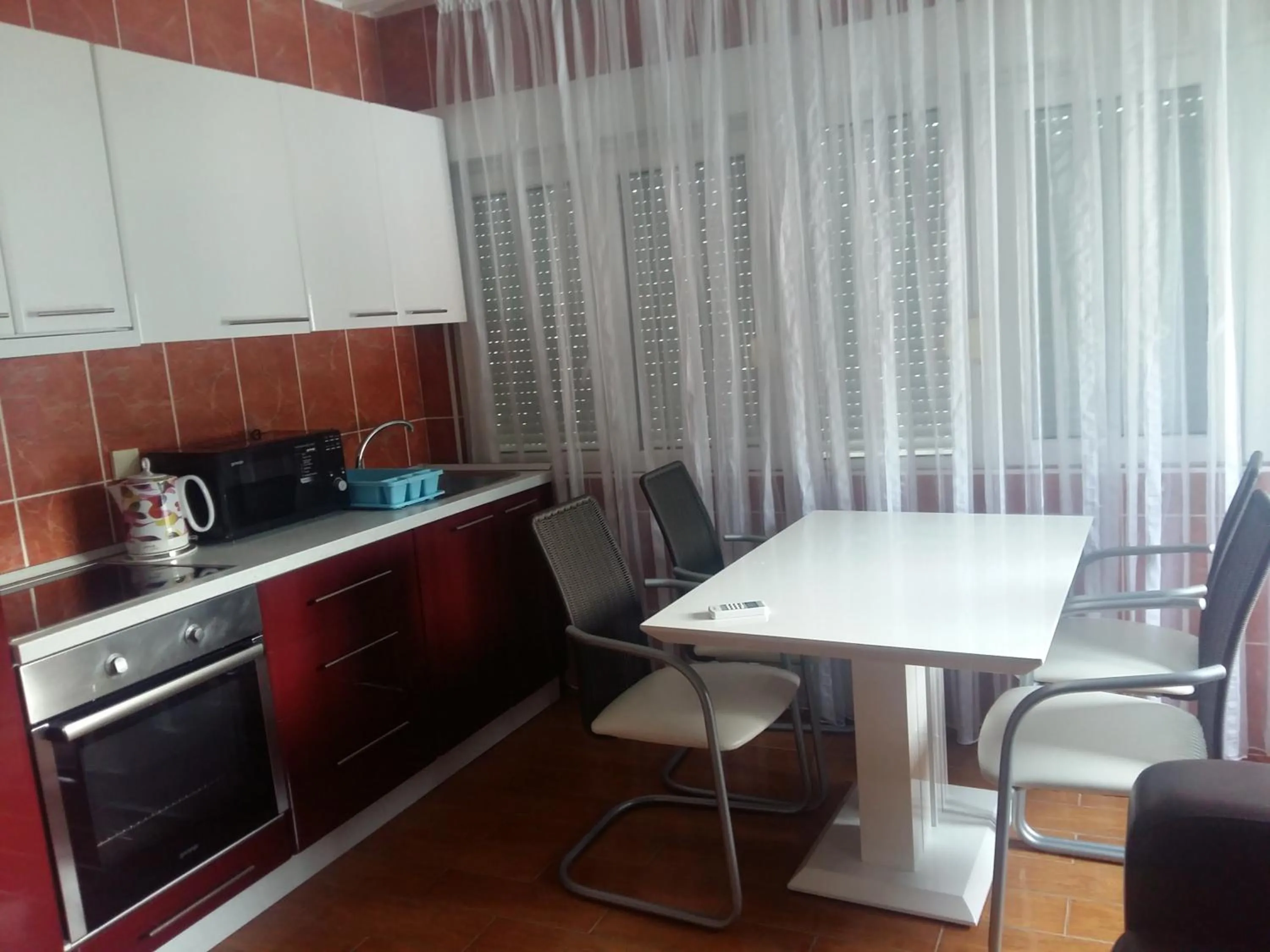 Lazar Apartments